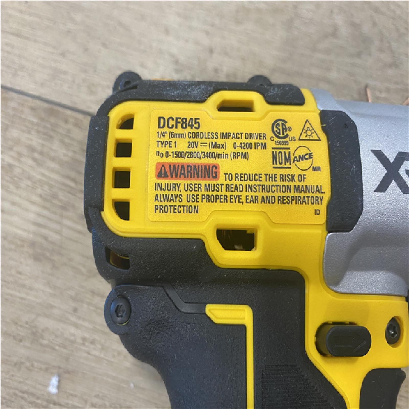 AS-IS DEWALT 20-Volt Maximum XR Cordless Brushless 1/4 in. 3-Speed Impact Driver (Tool-Only)