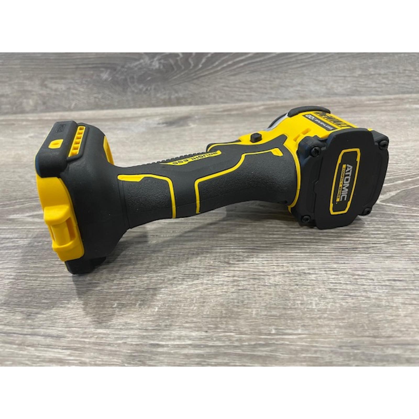 AS-IS DEWALT ATOMIC 20V MAX Lithium-Ion Cordless 1/4 in. Brushless Impact Driver Kit