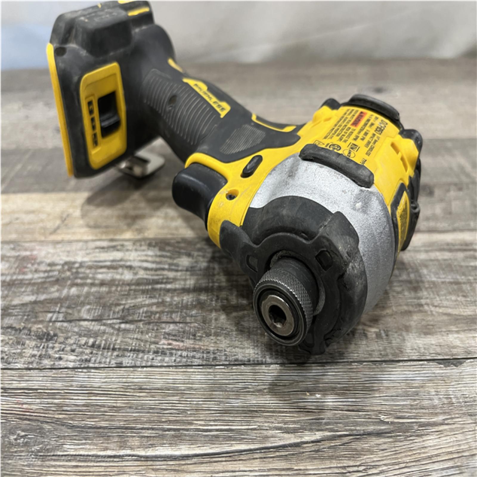 AS-IS DEWALT ATOMIC 20V MAX Lithium-Ion Cordless 1/4 in. Brushless Impact Driver Kit