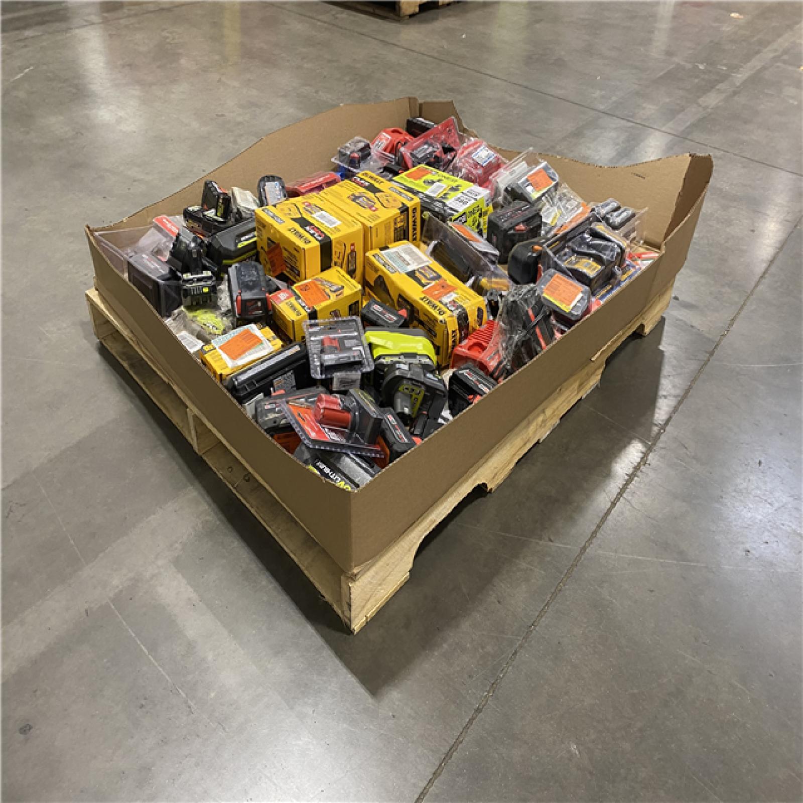 Dallas Location - As-Is Battery Tool Pallet