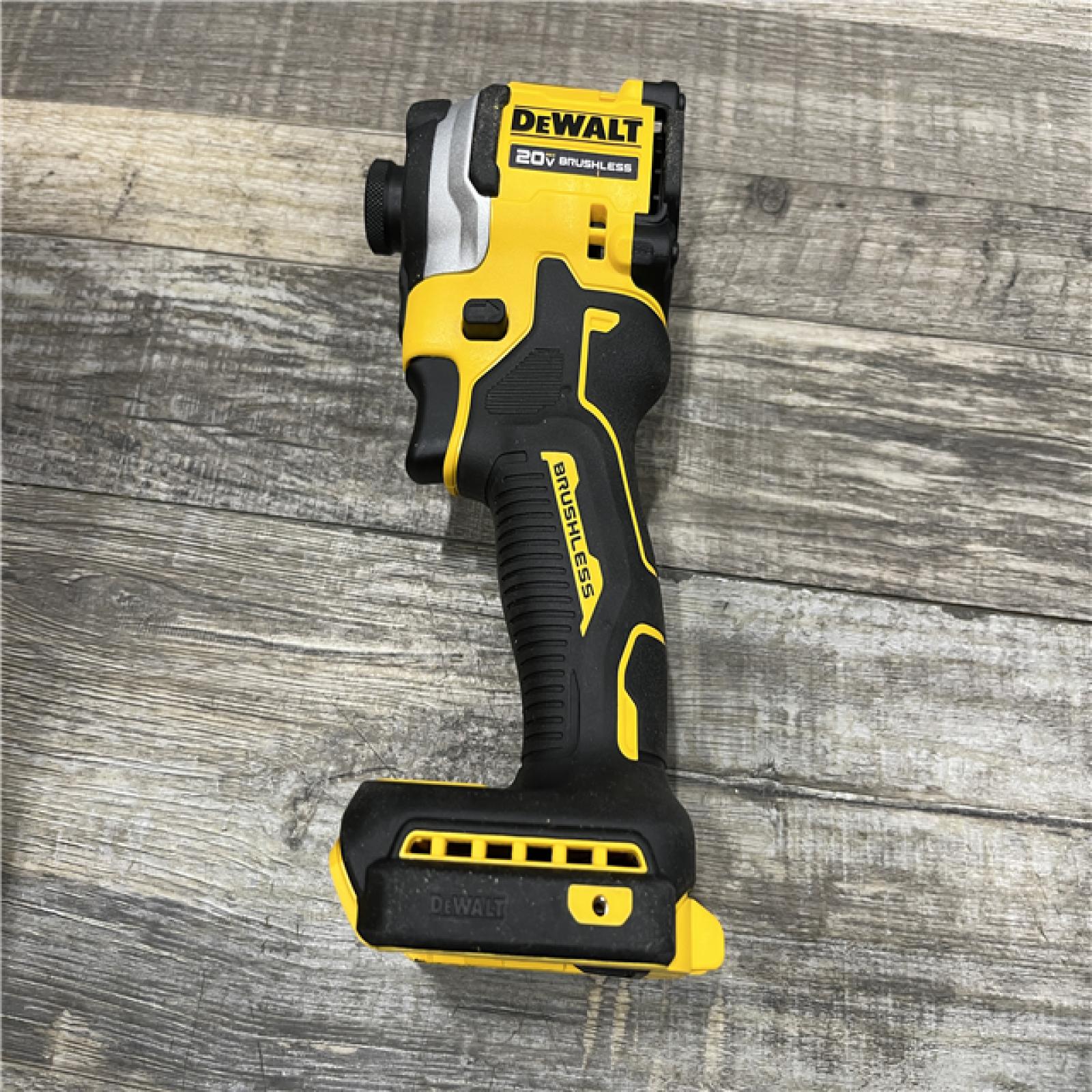 AS-IS DEWALT ATOMIC 20V MAX Lithium-Ion Cordless 1/4 in. Brushless Impact Driver Kit