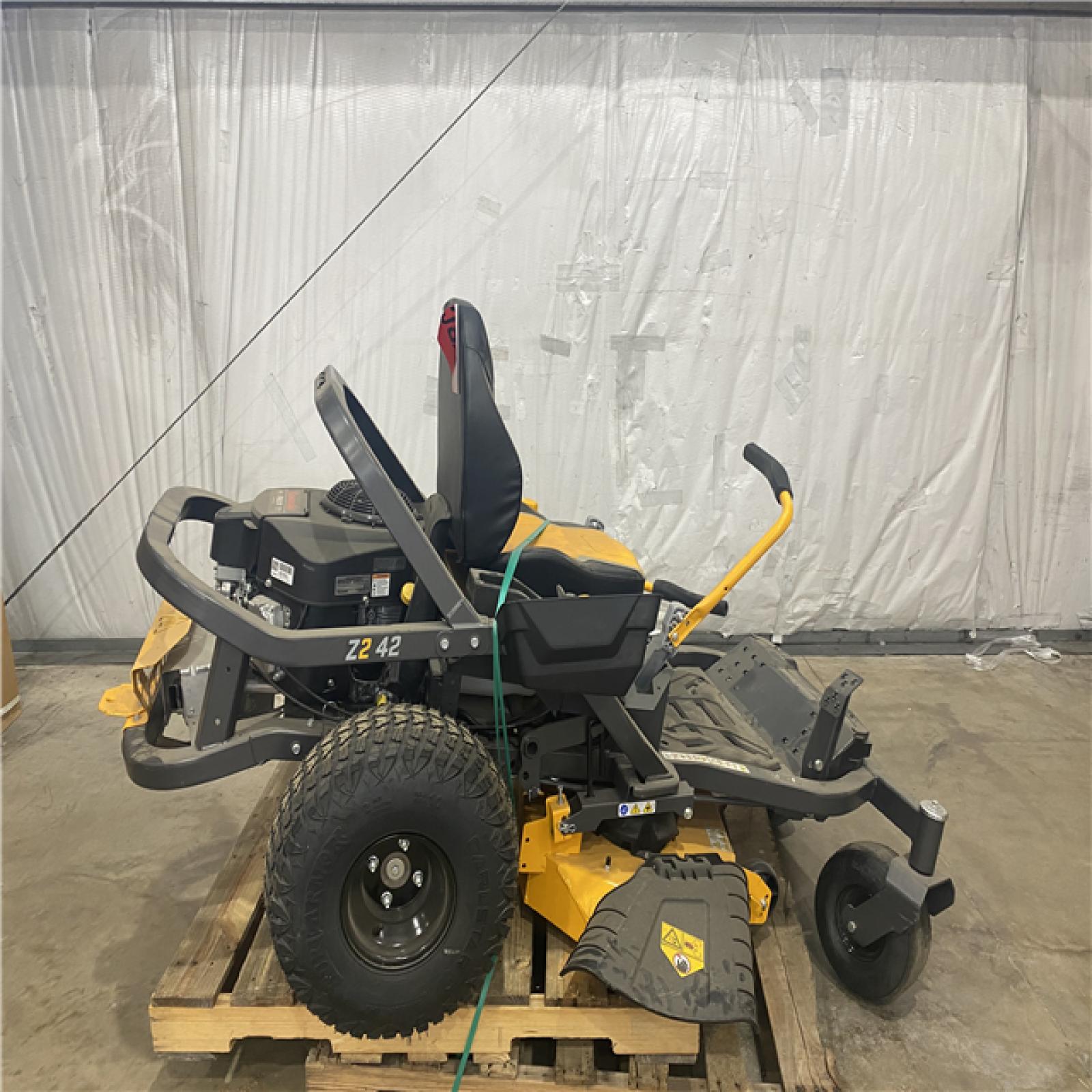 Houston Location - AS-IS Outdoor Power Equipment CUB CADET Z2 42 SIT DOWN MOWER