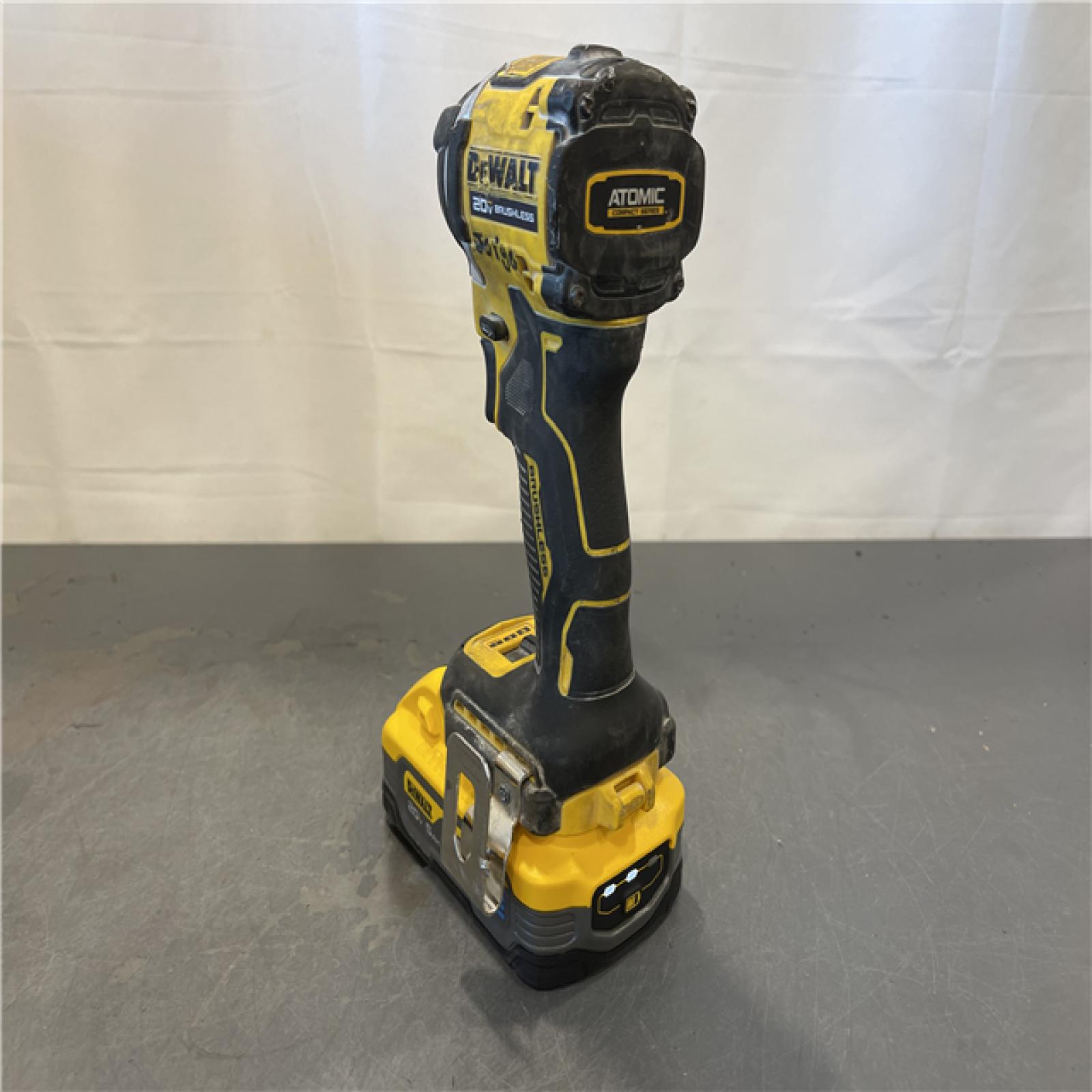 AS-IS - DEWALT 20V Cordless Compact Impact Driver 20V MAX POWERSTACK Battery Starter Kit