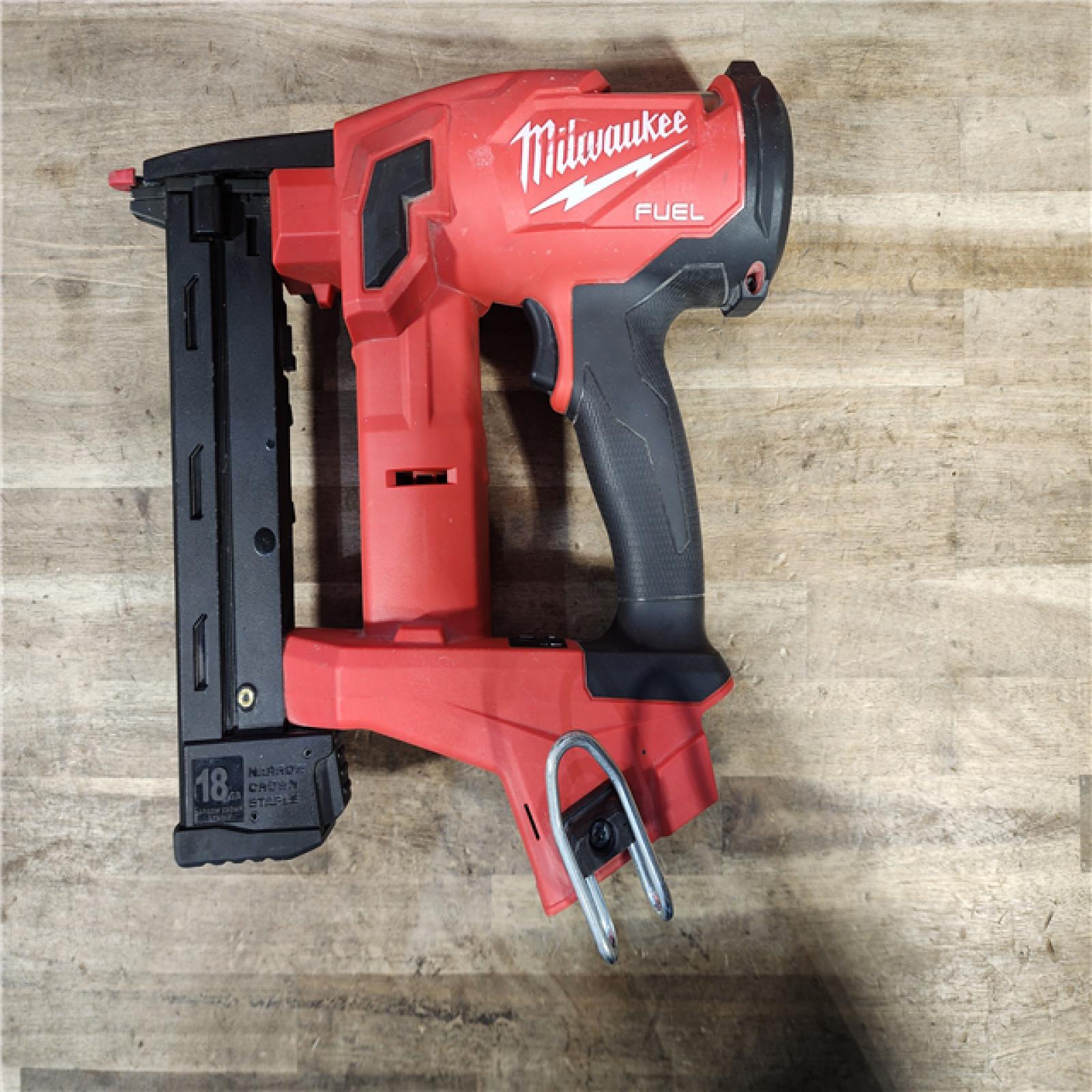 HOUSTON LOCATION - AS-IS MILWAUKEE FUEL 18-Volt Lithium-Ion Brushless Cordless 18-Gauge 1/4 in. Narrow Crown Stapler (Tool-Only)