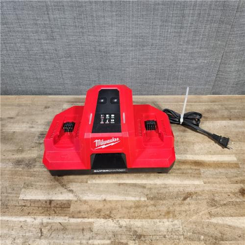 HOUSTON LOCATION - AS-IS Milwaukee M18 18V Dual Bay Simultaneous Super Charger