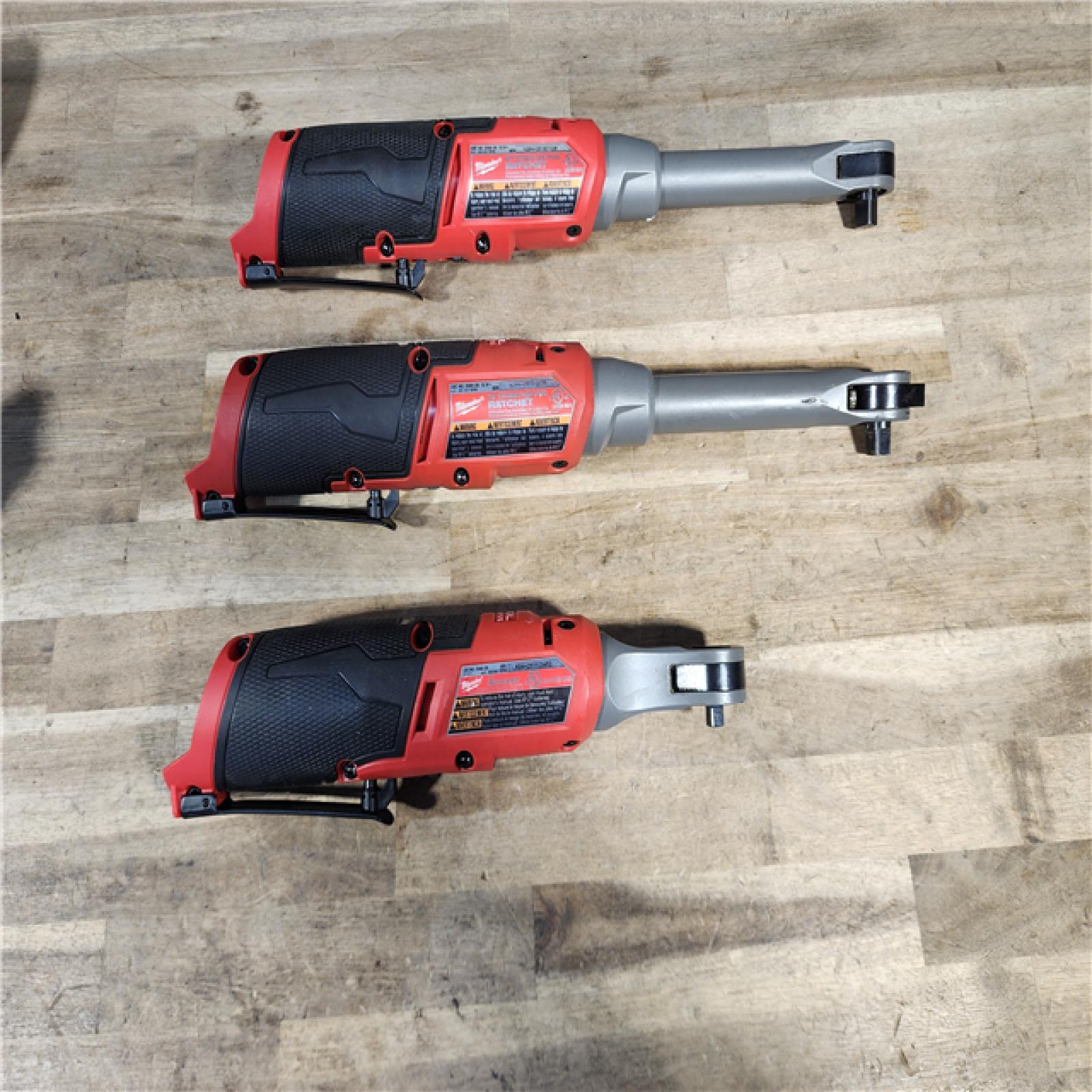 HOUSTON LOCATION - AS-IS MILWAUKEE 3 TOOL COMBO KIT W/ (2) BATTERY & CHARGER