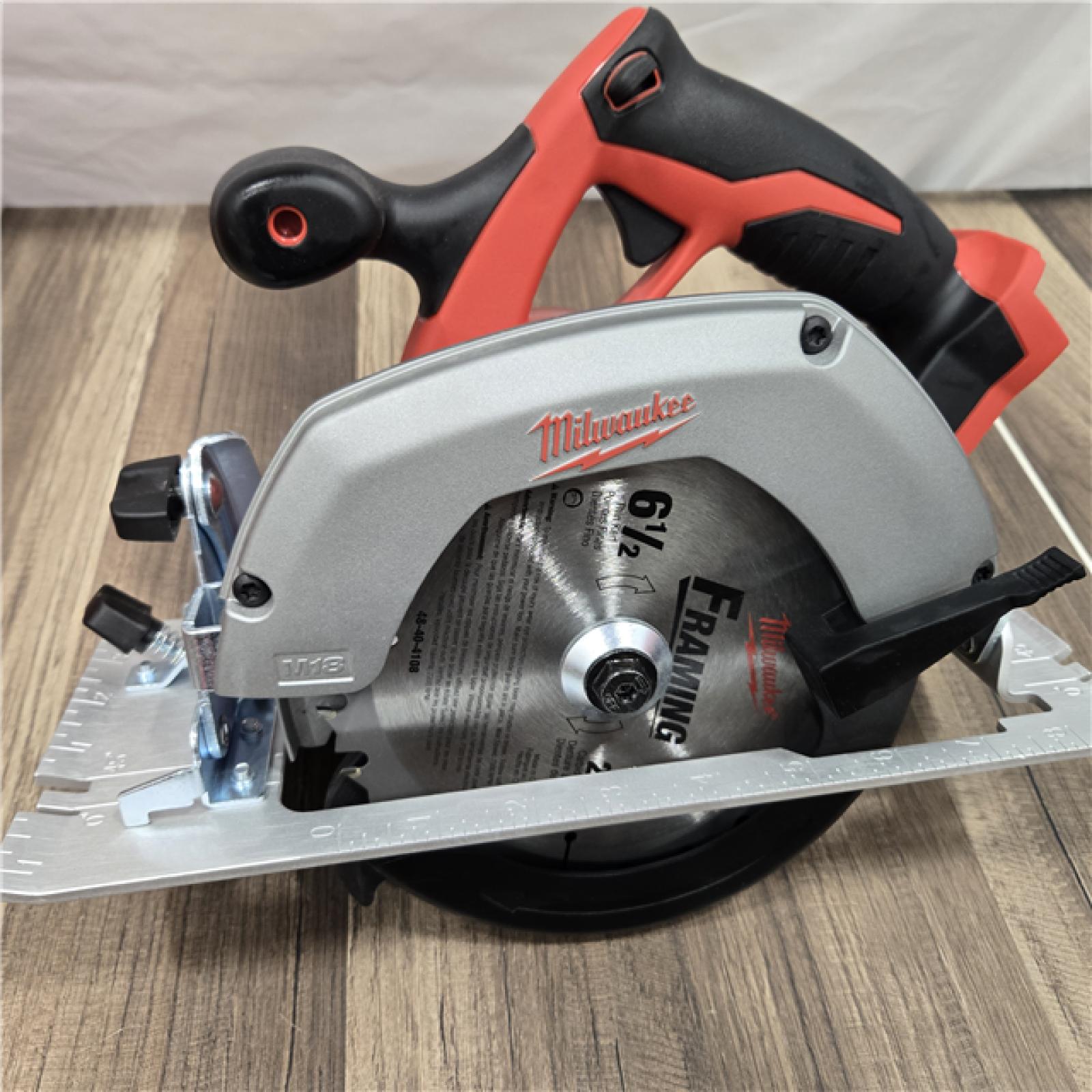 GOOD Milwaukee 2630-20 M18 Cordless 6-1/2 Circular Saw Bare Tool Only - All
