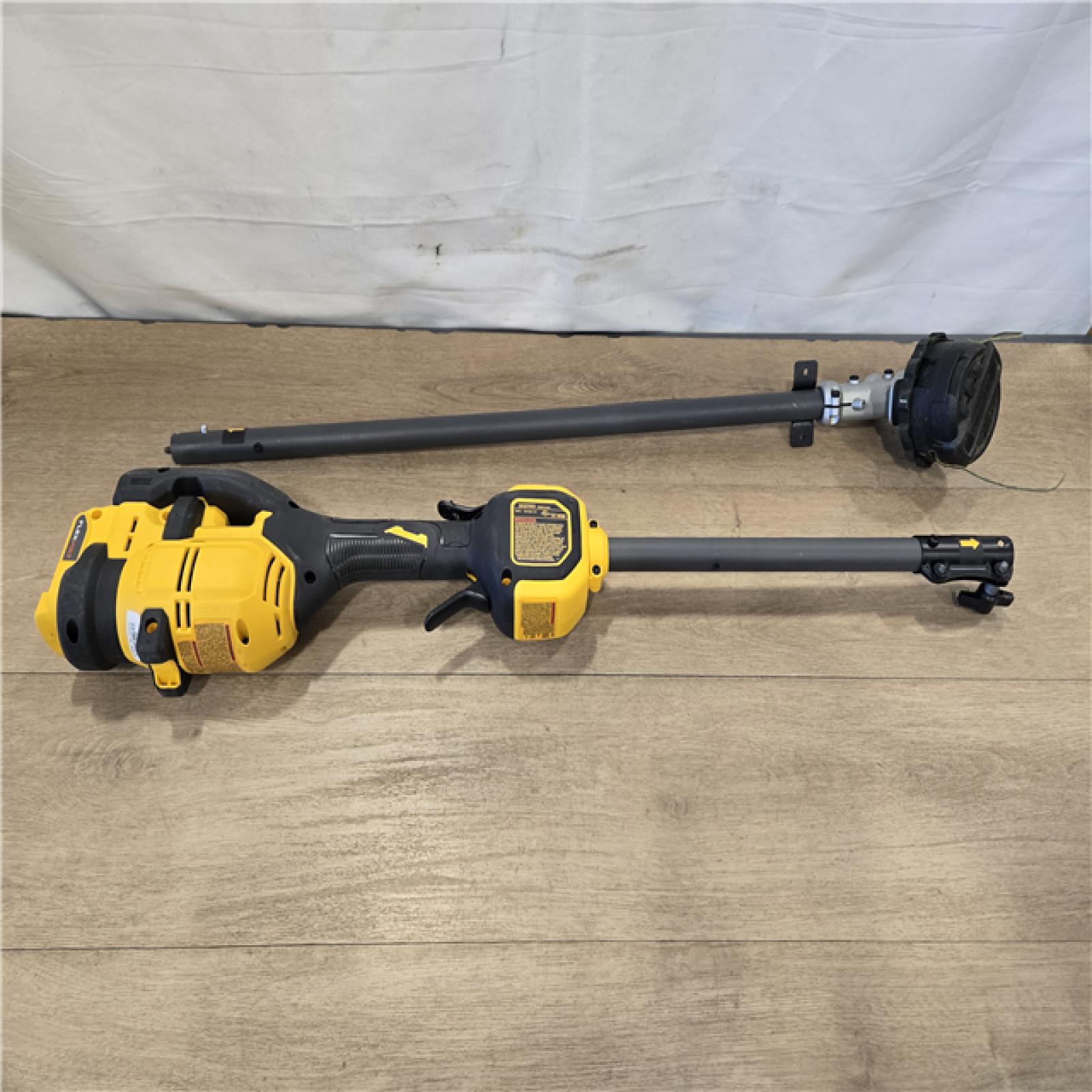 AS-IS DEWALT FLEXVOLT 60V MAX 17 in. Cordless Attachment Capable Trimmer Kit