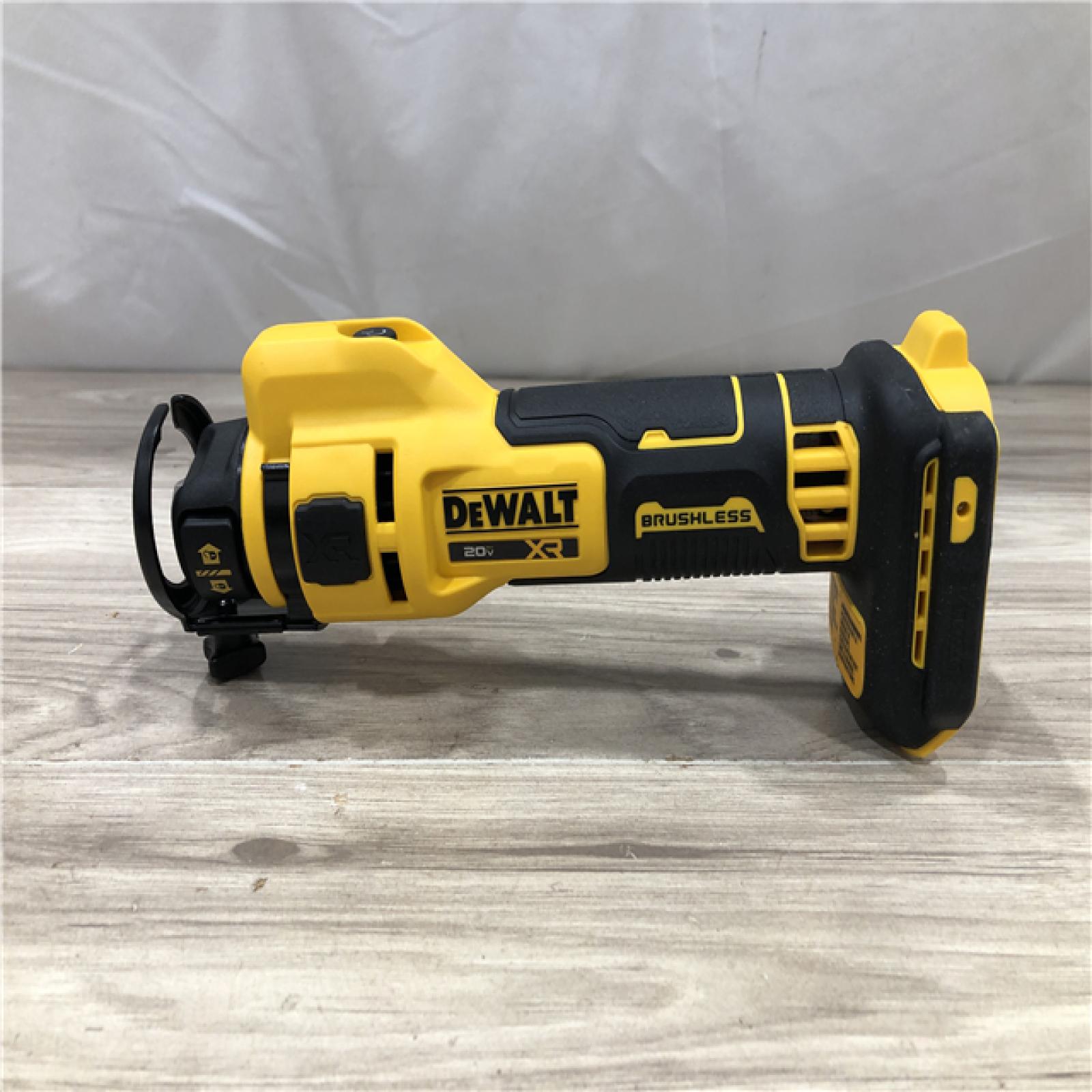 AS-IS DEWALT 20V MAX Cordless Cut-Out Tool (Tool-Only)