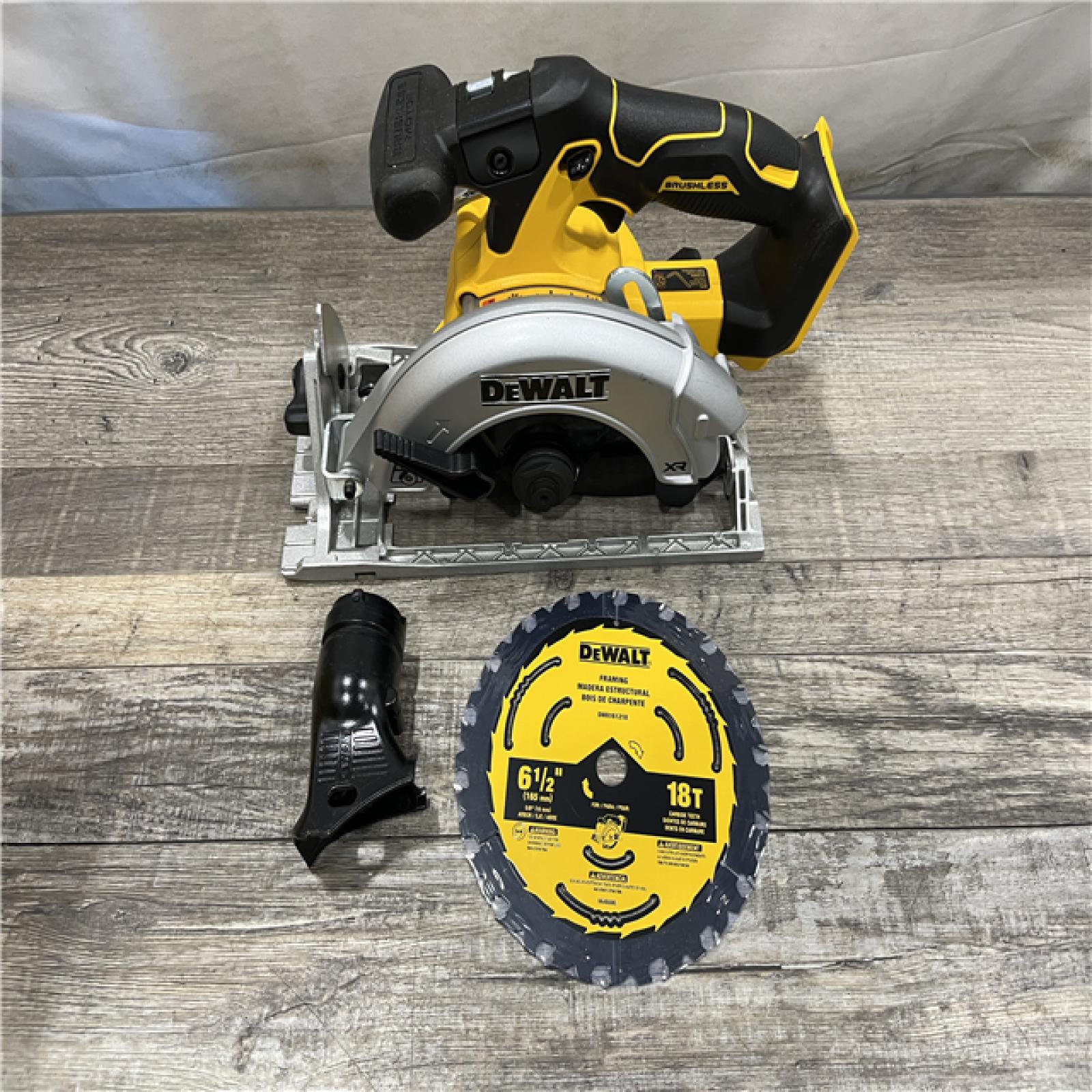 AS-IS DEWALT 20V MAX Cordless Brushless 6-1/2 in. Sidewinder Style Circular Saw (Tool Only)