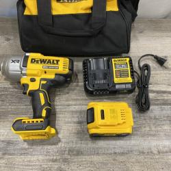 AS-IS DEWALT 20V MAX Lithium-Ion Cordless 1/2 in. Impact Wrench Kit