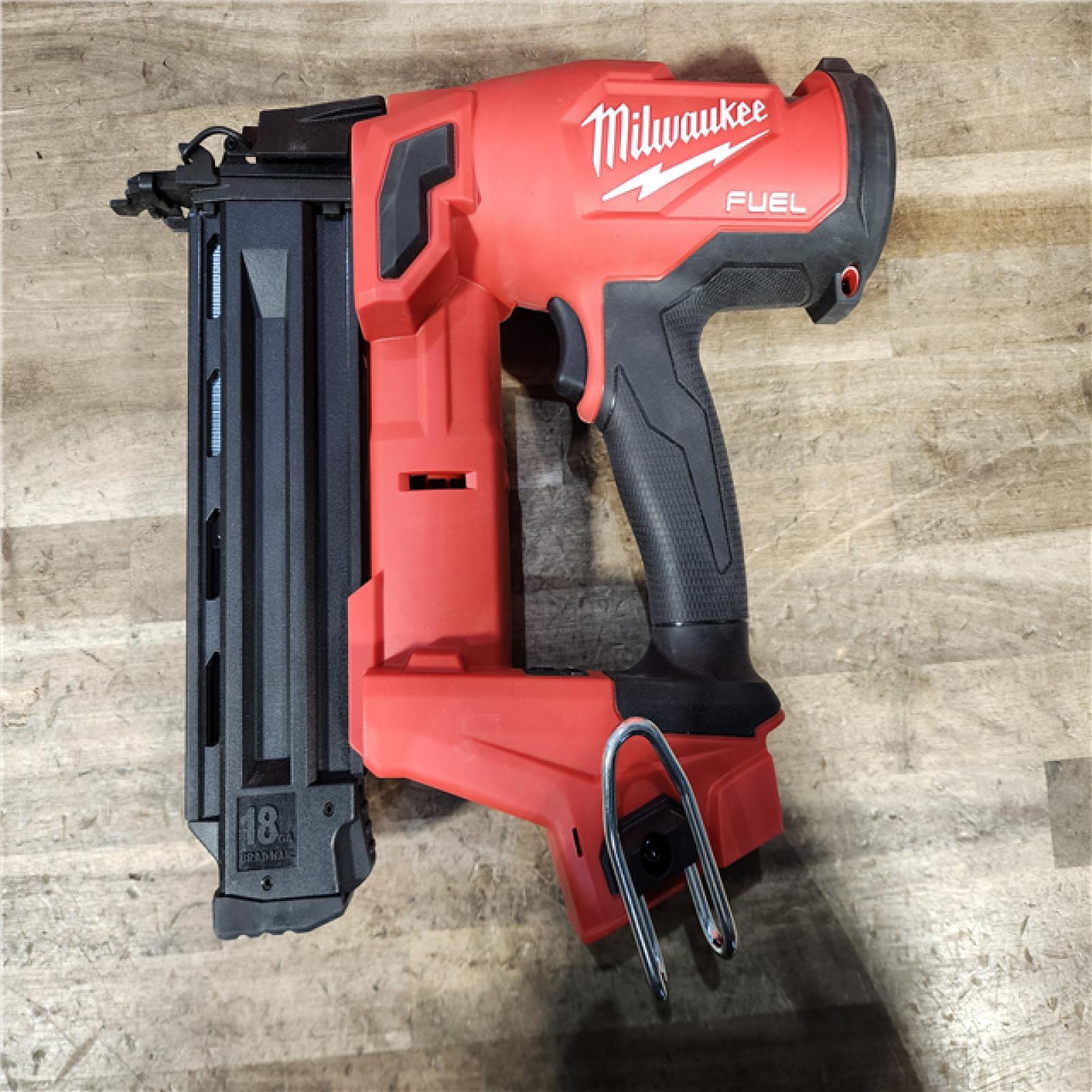 HOUSTON LOCATION - AS-IS Milwaukee M18 Fuel 18V Brushless 18-Gauge Brad Nailer 2746-20 (Bare Tool)