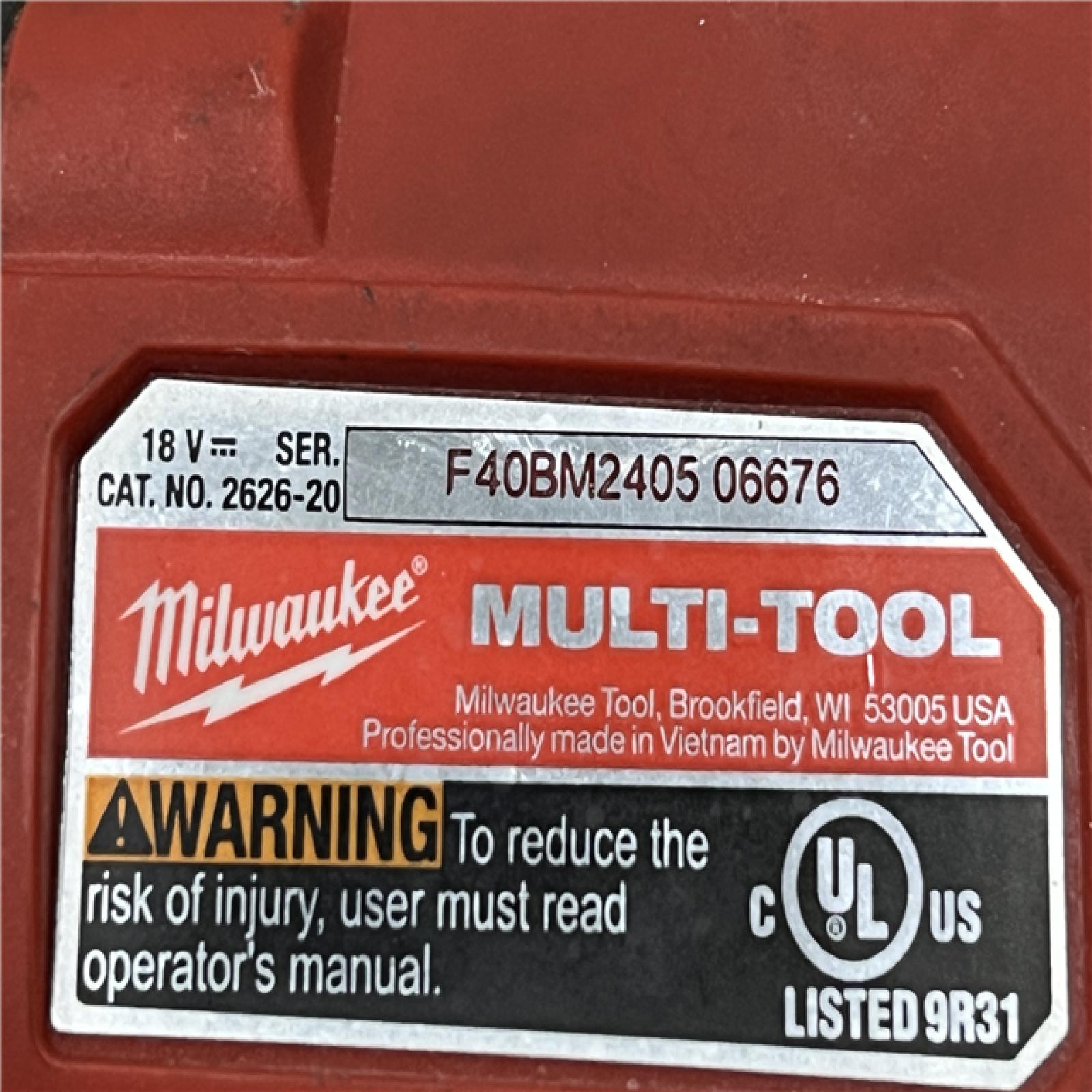 AS-IS Milwaukee 18V Lithium-Ion Cordless Oscillating Multi-Tool (Tool-Only)