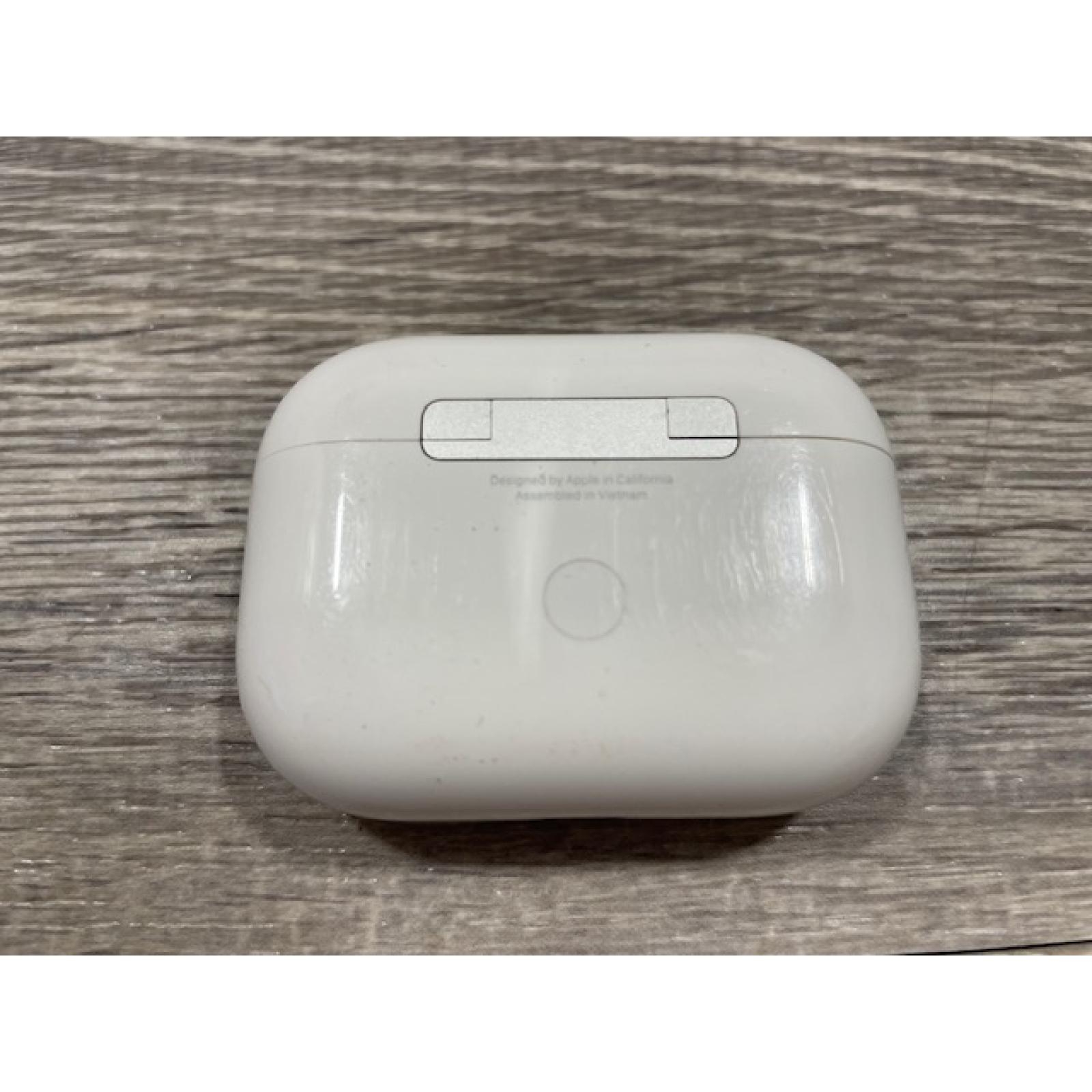 AS-IS Apple AirPods Pro 2 With MagSafe Charging Case (USB-C)