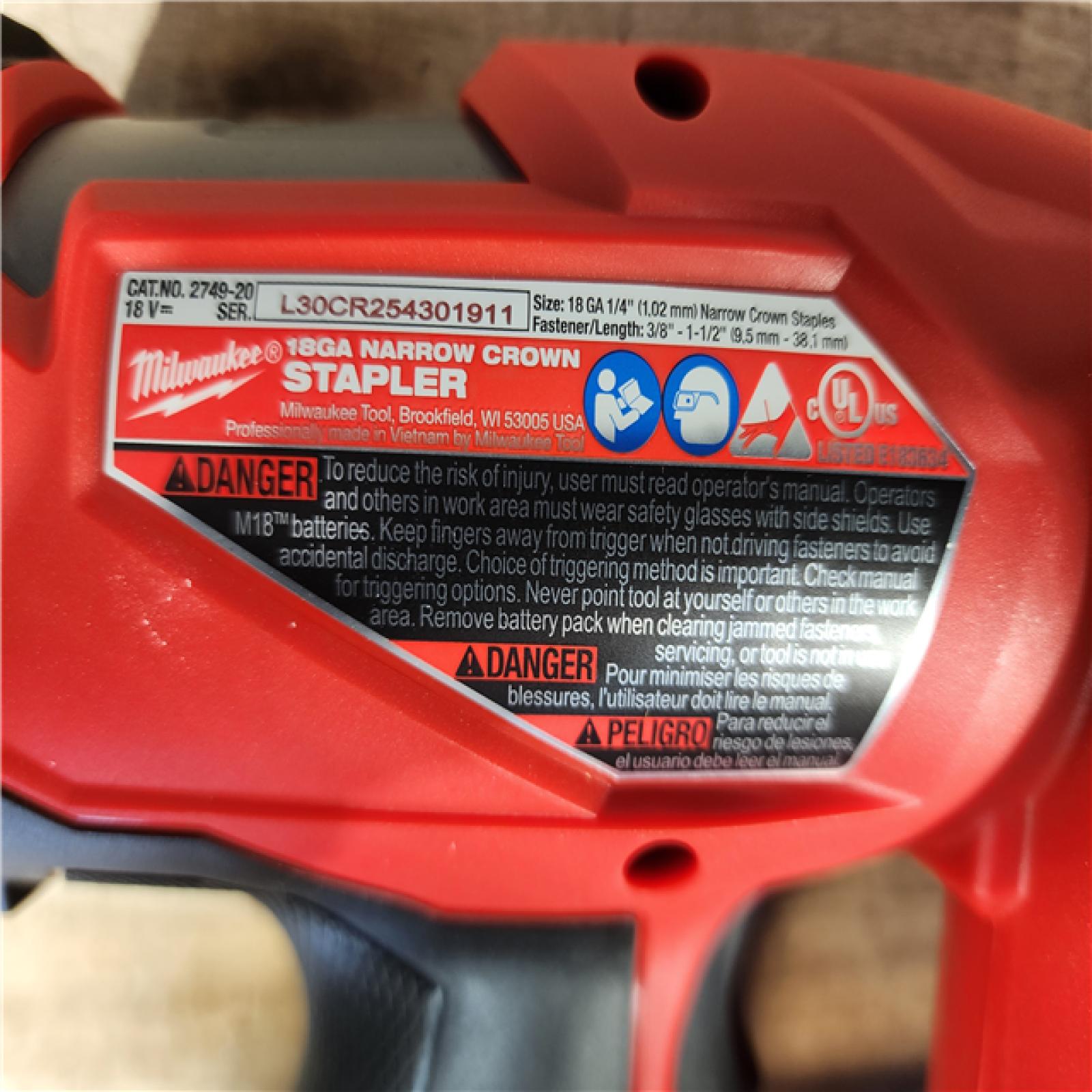 HOUSTON LOCATION - AS-IS Milwaukee FUEL 18-Volt Lithium-Ion Brushless Cordless 18-Gauge 1/4 in. Narrow Crown Stapler (Tool-Only)