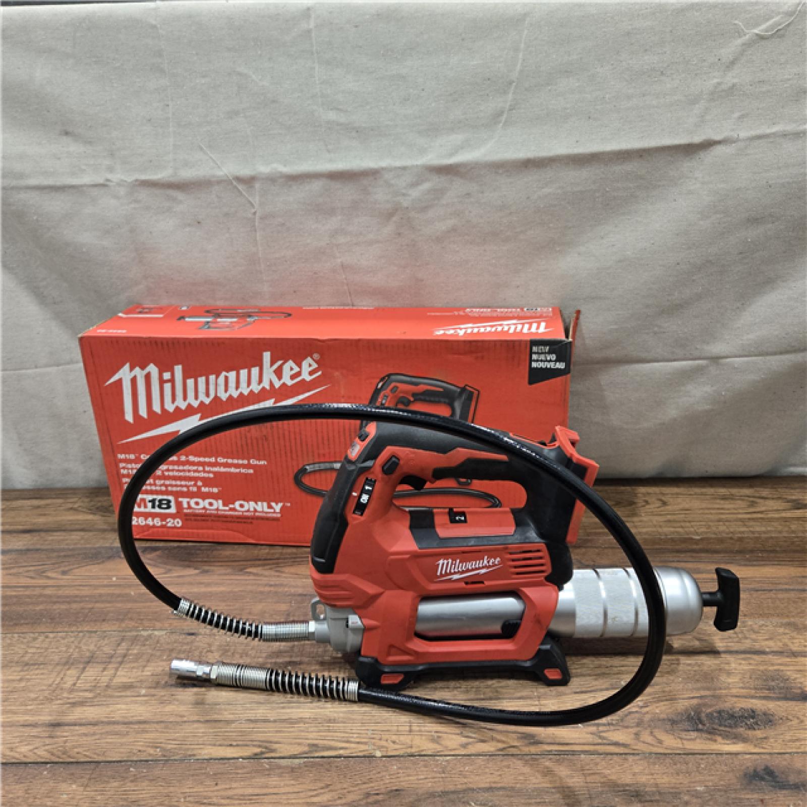 AS-IS Milwaukee M18 18-Volt Lithium-Ion Cordless Grease Gun 2-Speed (Tool-Only)