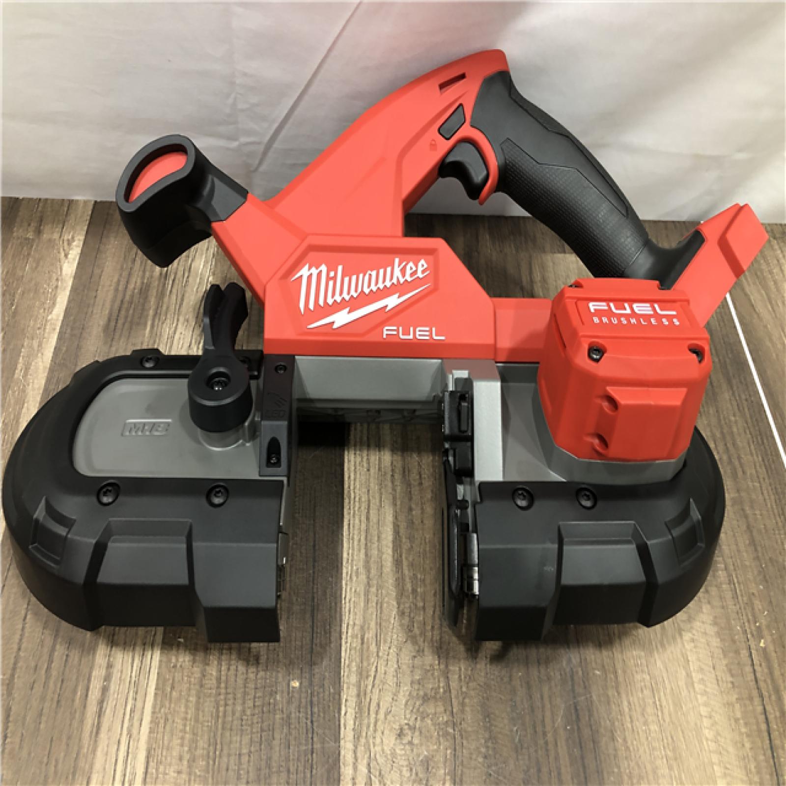 AS-IS Milwaukee M18 FUEL 18V Lithium-Ion Brushless Cordless Compact Bandsaw (Tool-Only)