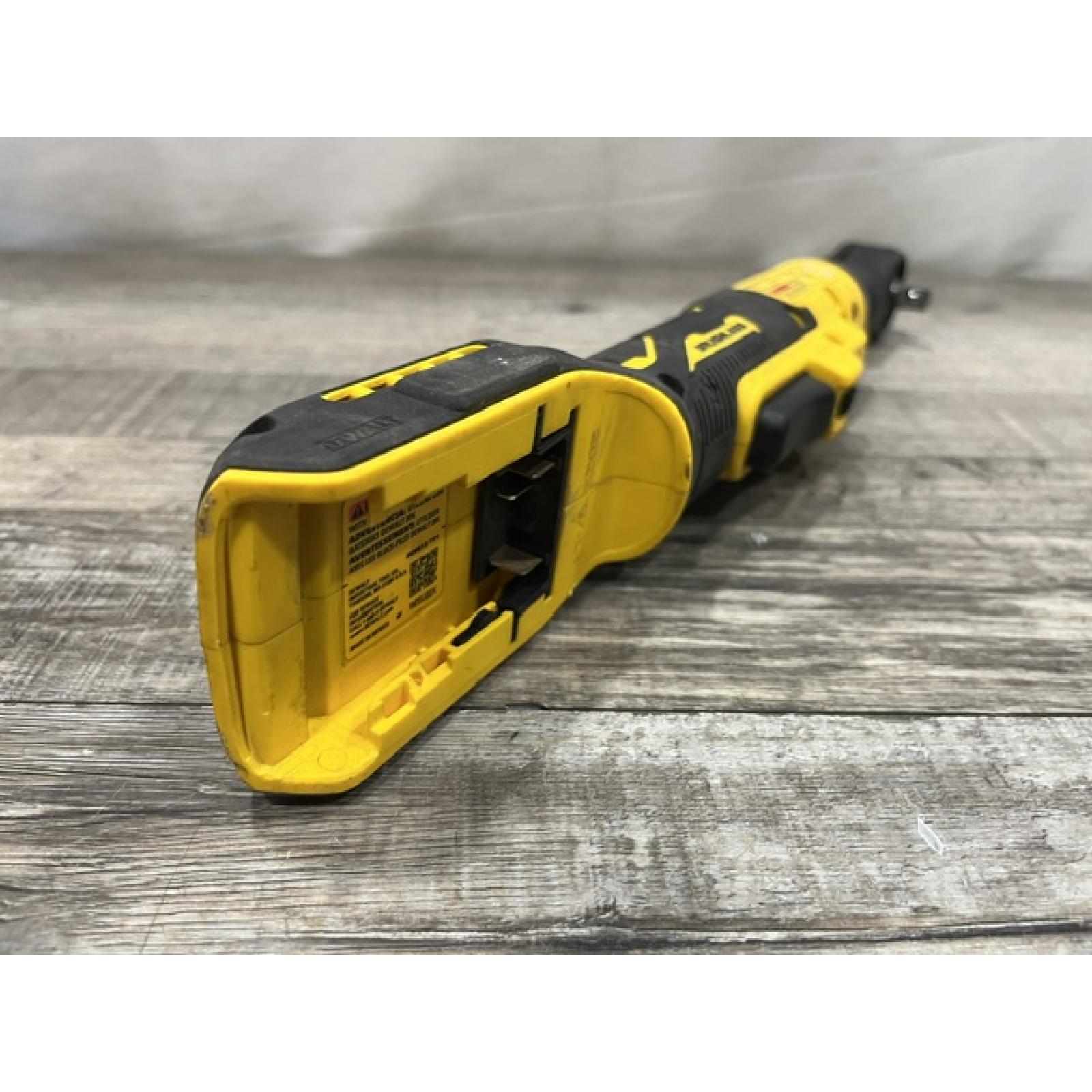 AS-IS DEWALT ATOMIC 20V MAX Cordless 3/8 in. Ratchet (Tool Only)