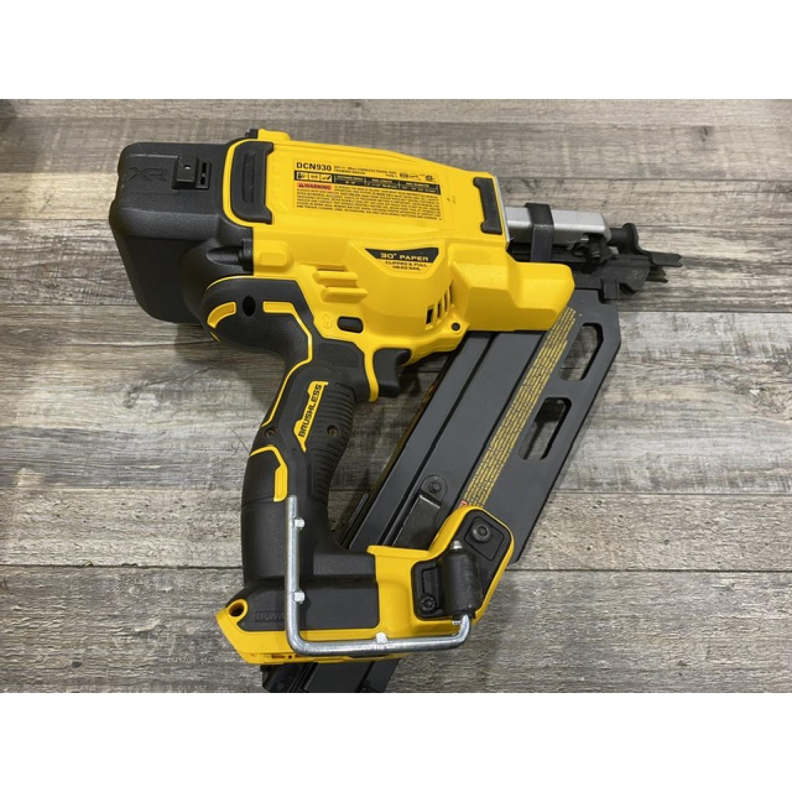 AS-IS DEWALT 20V 30 Degree Cordless Framing Nailer (Tool-Only)