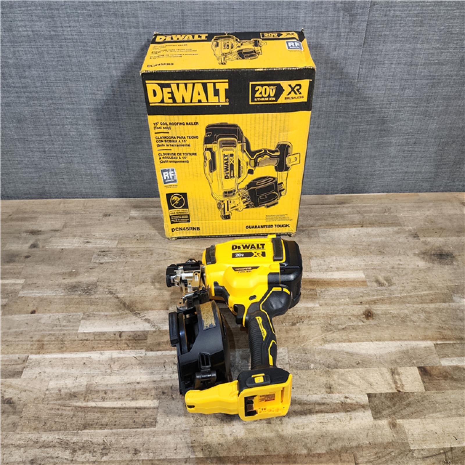 HOUSTON LOCATION - AS-IS DEWALT 20V MAX 15-Degree Electric Cordless Roofing Nailer (Tool Only)