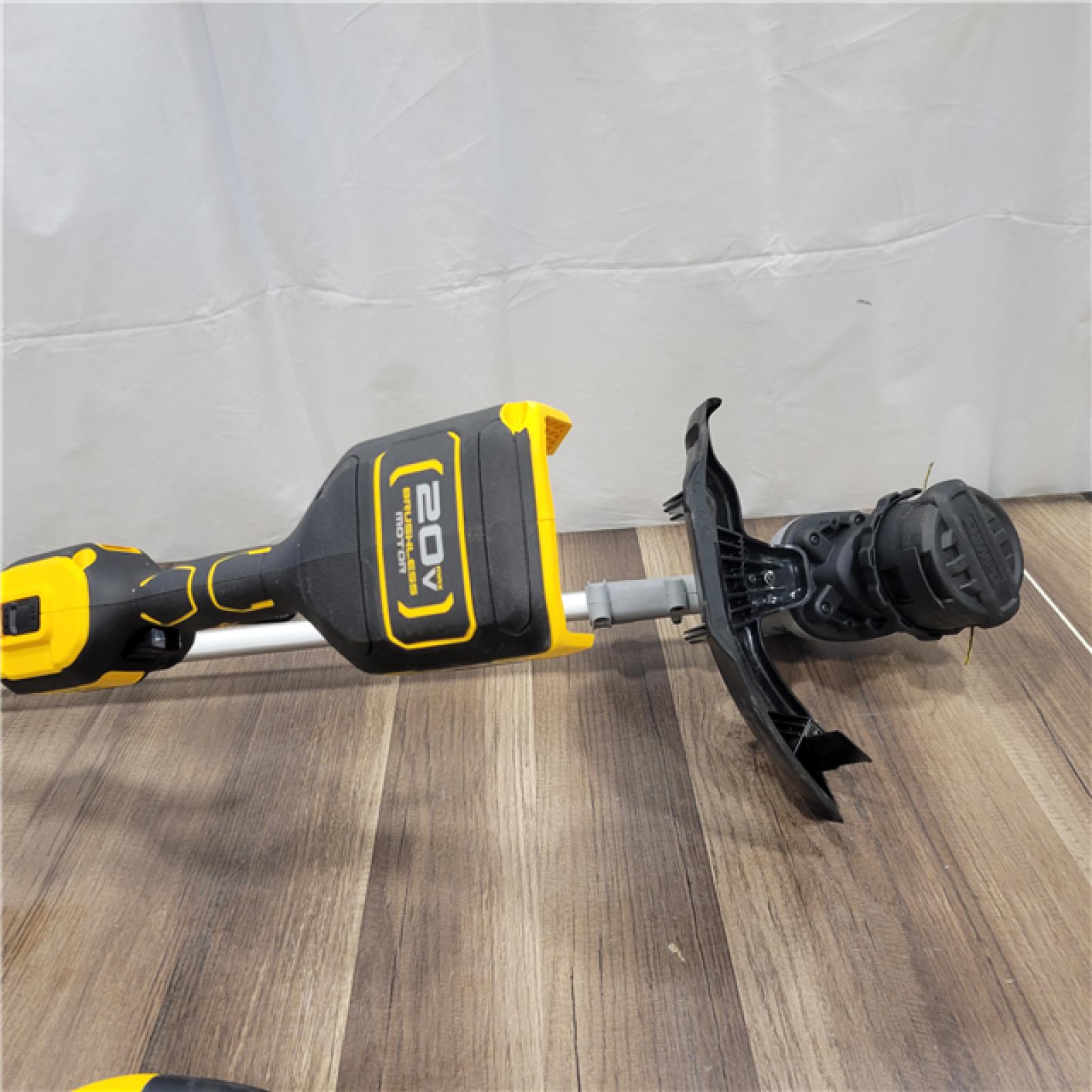 AS-IS  DEWALT  20V MAX 14 in. Brushless Cordless Battery Powered Foldable String Trimmer Kit with (1) 5 Ah Battery & Charger