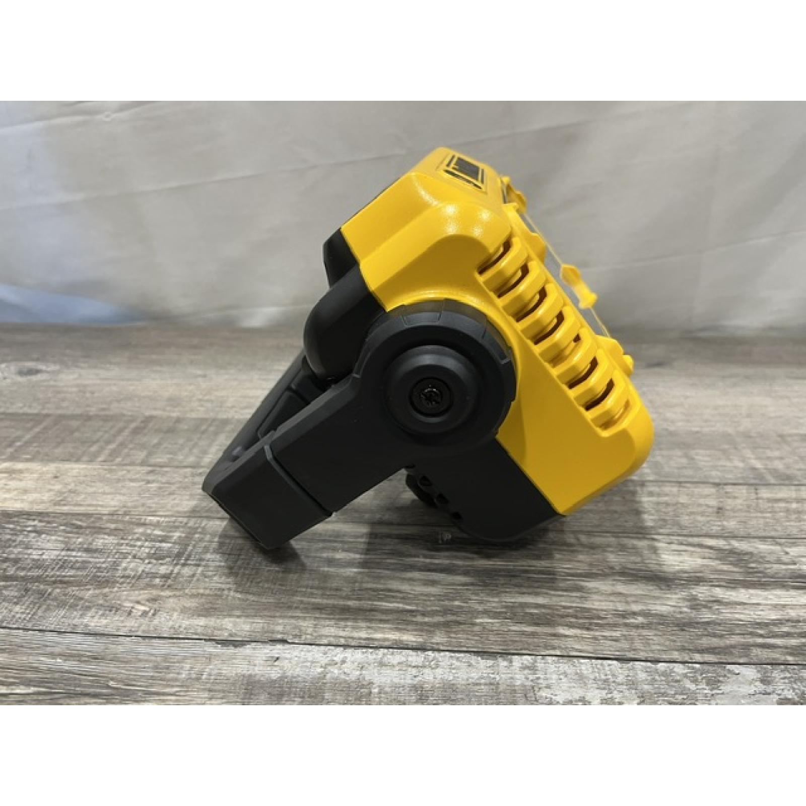 AS-IS DEWALT 20V MAX Compact Cordless Task Lightt (Tool Only)