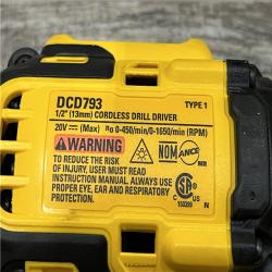 LIKE NEW - DEWALT 20V MAX Brushless 1/2 in. Drill Driver & 1/4 in. Impact Driver Kit
