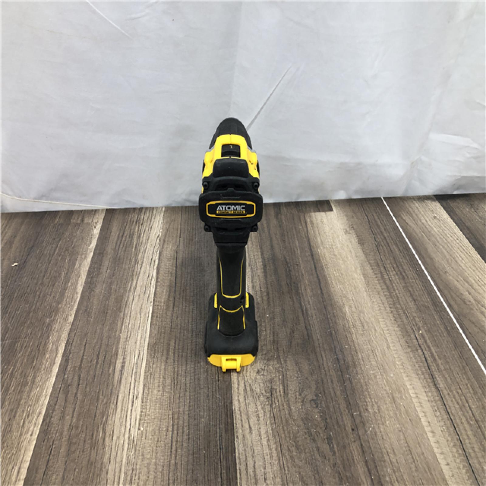 AS-IS DEWALT ATOMIC 20V Lithium-Ion Cordless 1/2 in. Hammer Drill Kit