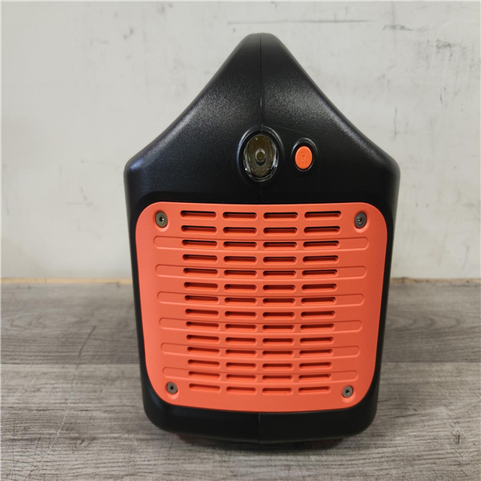Phoenix Location LIKE NEW Jackery 1000-Watt Output/2000W Peak Portable Solar Power Station Explorer 880 Push Start Battery Generator for Outdoors/Camping