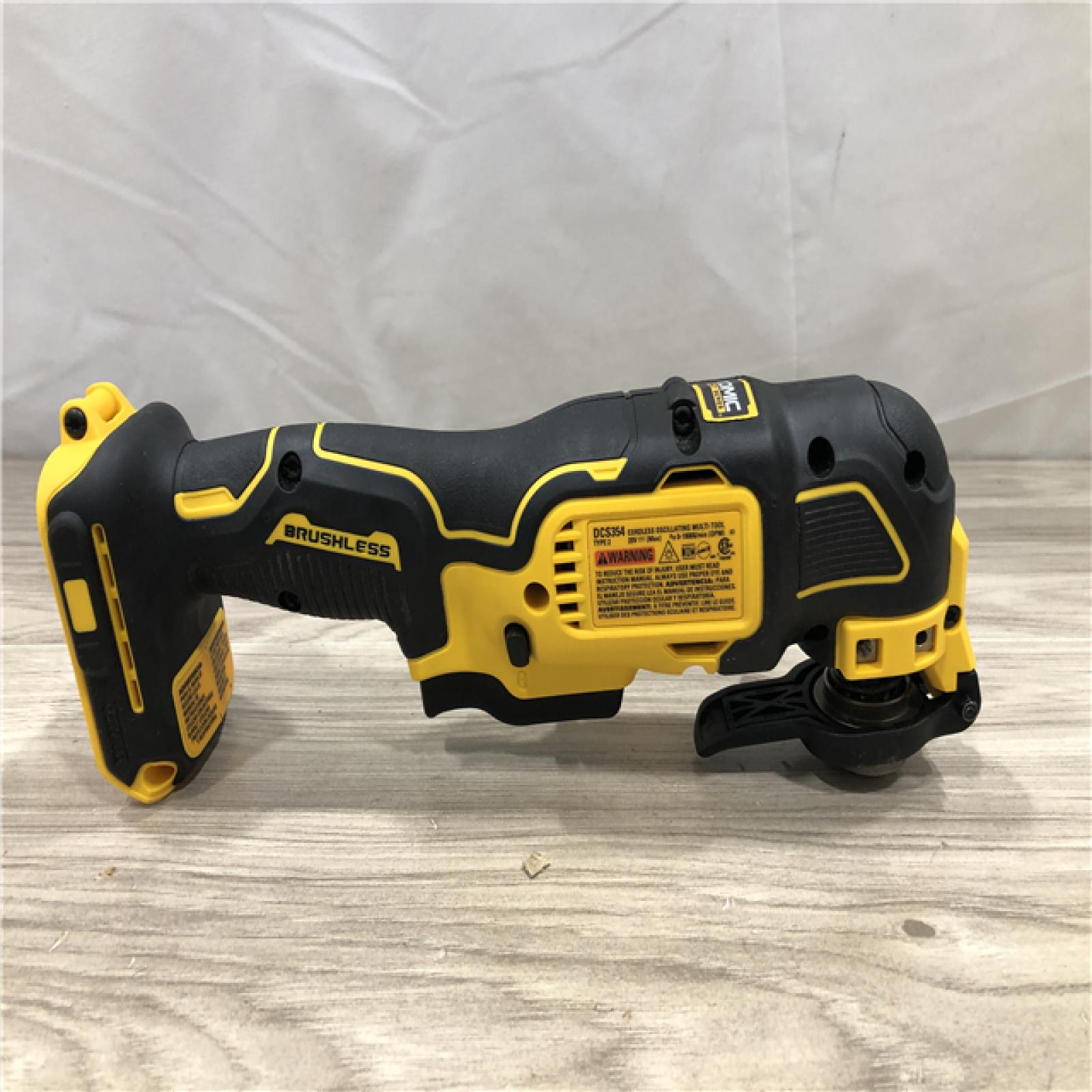AS-IS DeWalt DCS354D1 20V Cordless Oscillating Multi-Tool Kit