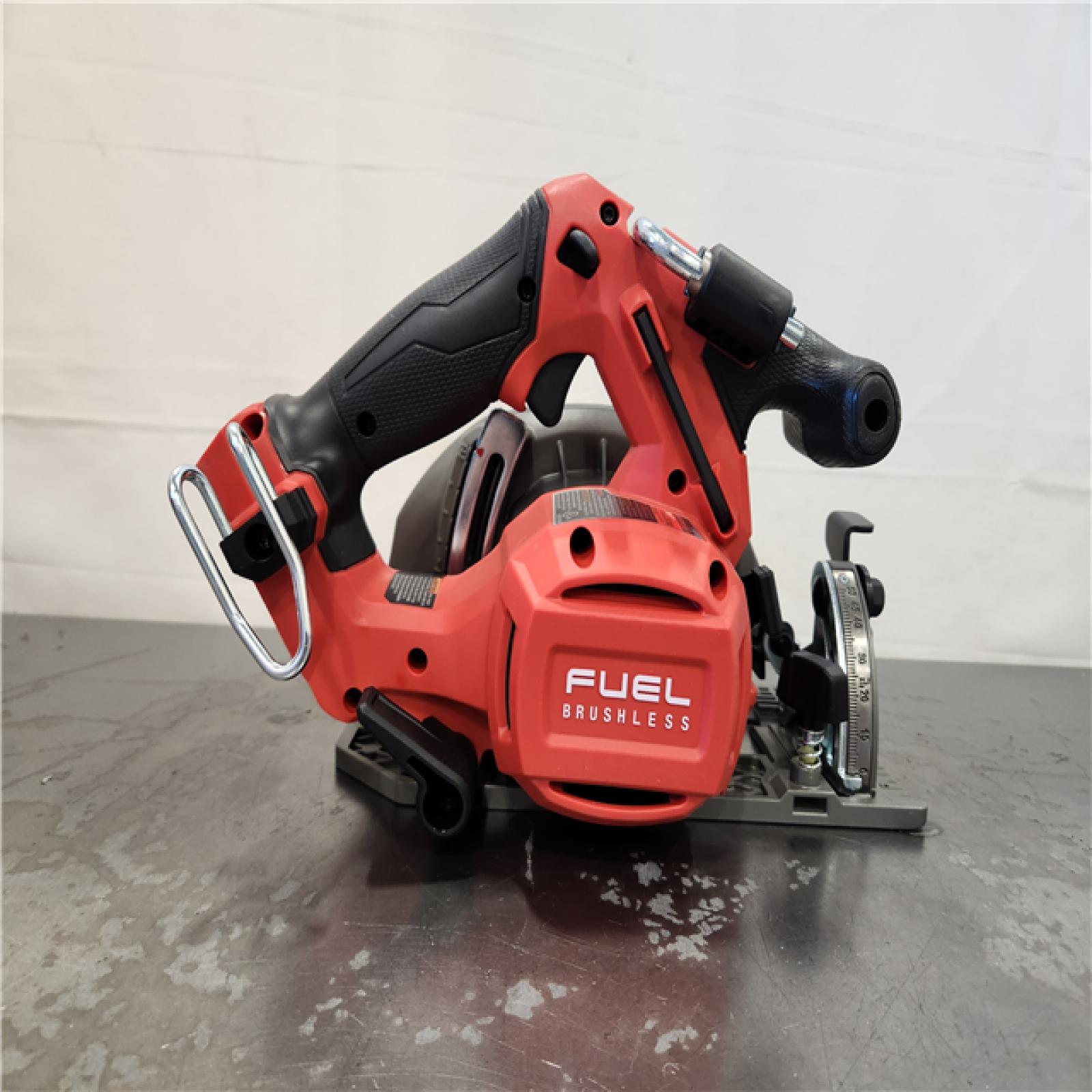 AS-IS- Milwaukee FUEL 18V Lithium-Ion Brushless Cordless 6-1/2 in. Circular Saw (Tool-Only)