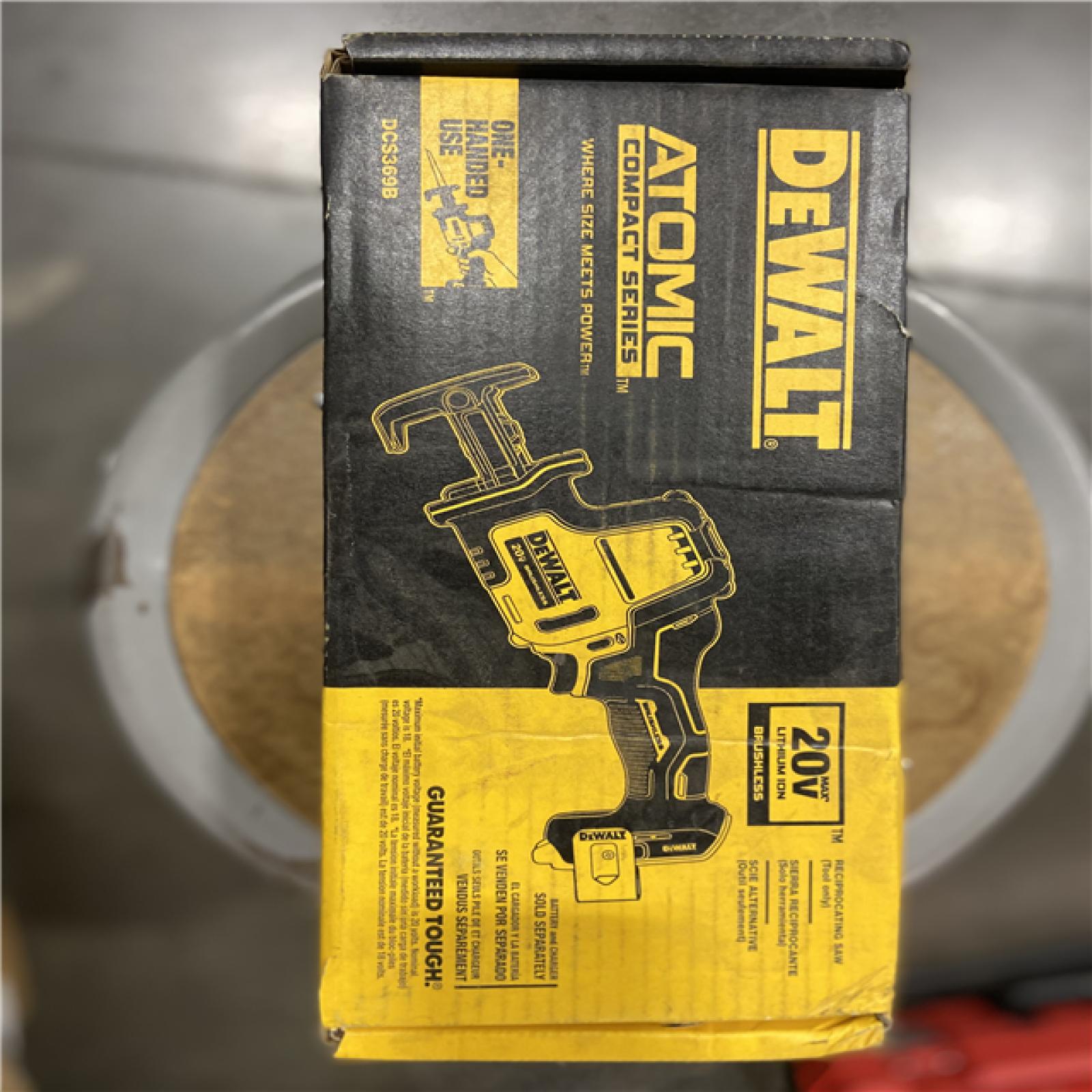 NEW! - DEWALT ATOMIC 20V MAX Cordless Brushless Compact Reciprocating Saw (Tool Only)