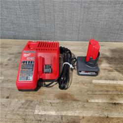 HOUSTON LOCATION - AS-IS Milwaukee Green 125 Ft. Cross Line and Plumb Points Laser Level Kit