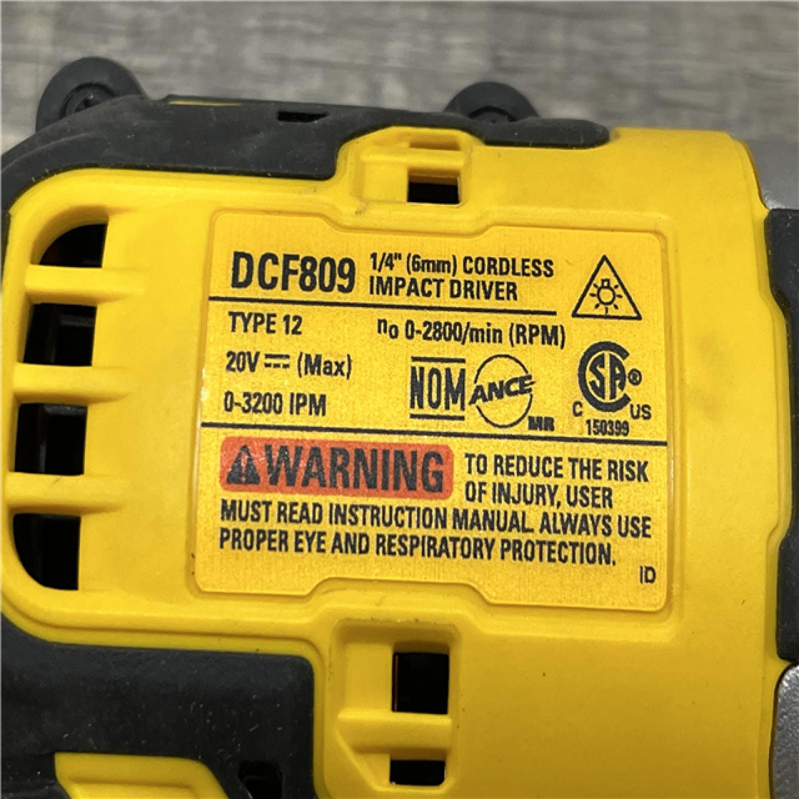 AS-IS DEWALT Atomic 20V Max Lithium-Ion Brushless Cordless Compact 1/4 in. Impact Driver Kit
