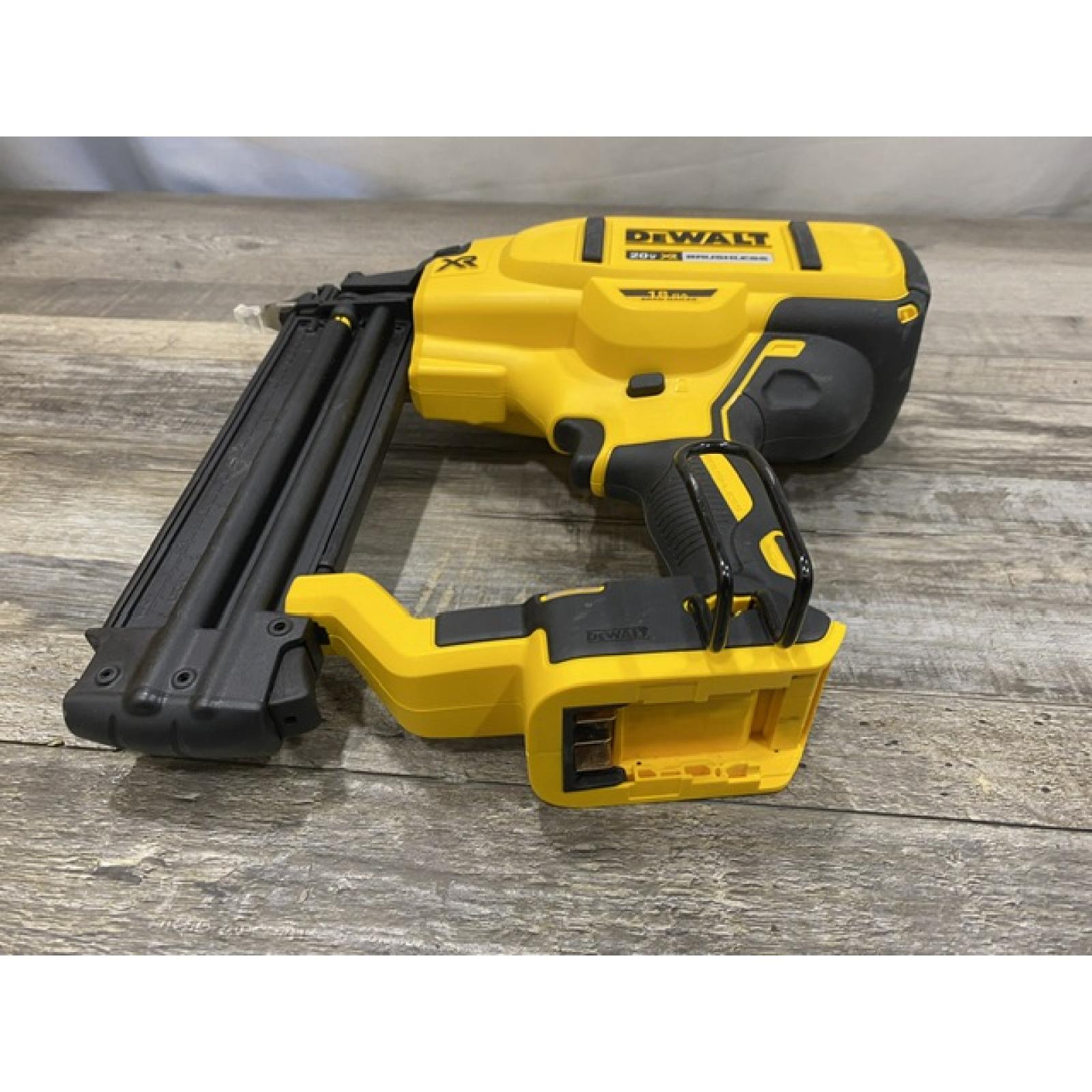 AS-IS DEWALT 20V MAX XR Lithium-Ion Electric Cordless 18-Gauge Brad Nailer (Tool Only)
