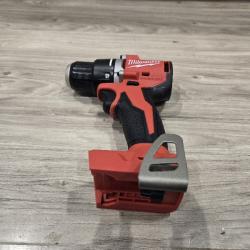 AS-IS Milwaukee 3601-22CT M18 18V Drill/Driver Kit