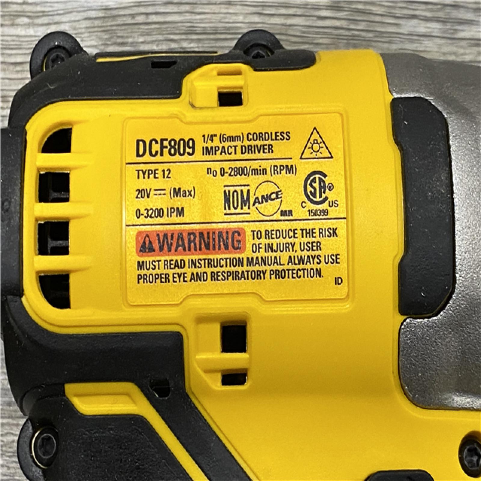 AS-IS DEWALT Atomic 20V Max Lithium-Ion Brushless Cordless Compact 1/4 in. Impact Driver Kit