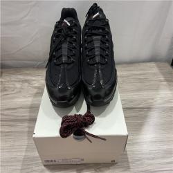 Men's Undefeated x Nike Air Max 95 - Black Metallic Silver SZ 10.5