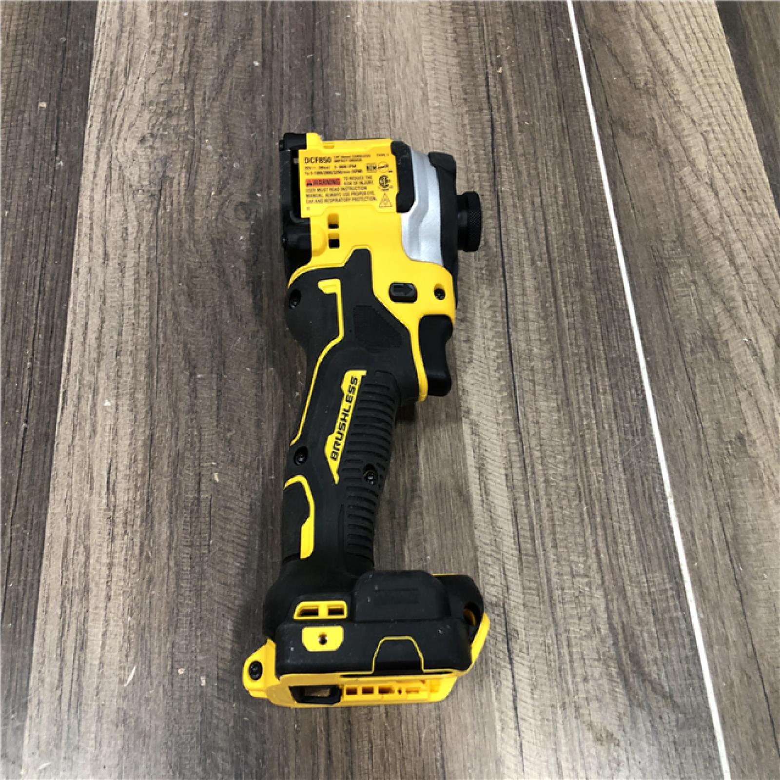 AS-IS DEWALT ATOMIC 20V MAX Cordless Brushless Compact 1/4 in. Impact Driver (Tool Only)