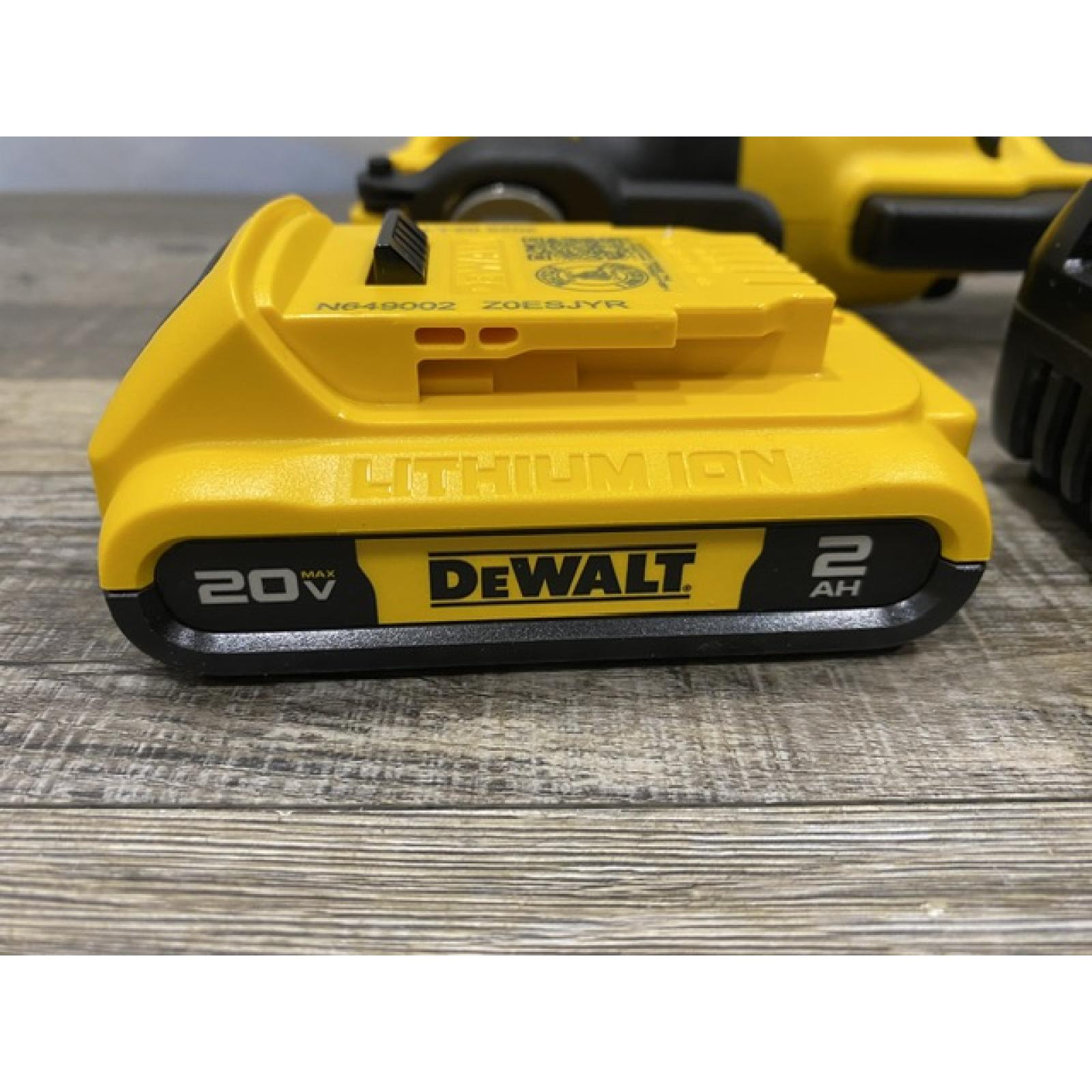 AS-IS DEWALT ATOMIC 20V MAX Cordless Brushless Oscillating Multi Tool Kit