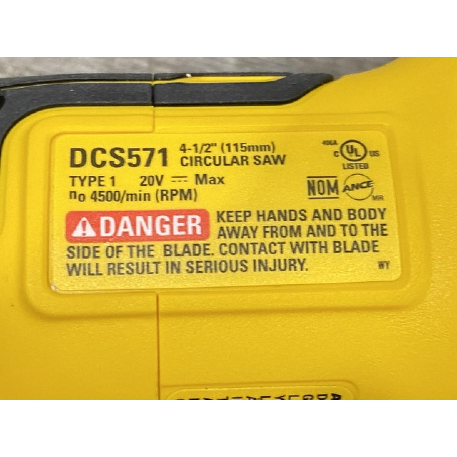 AS-IS DEWALT ATOMIC 20V MAX Cordless Brushless 4-1/2 in. Circular Saw (Tool Only)