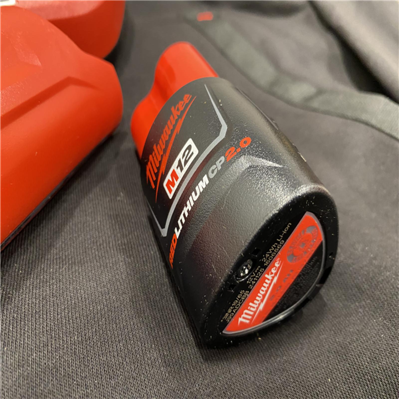 AS-IS Milwaukee Men's Large 12-Volt Lithium-Ion Cordless Black Heated Jacket Hoodie Kit