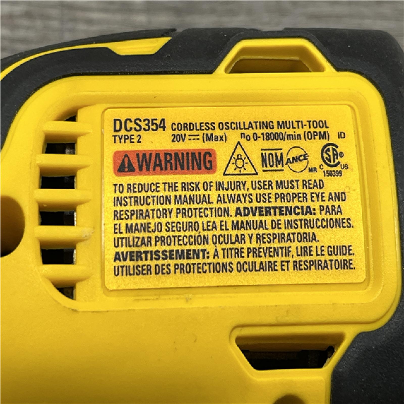 AS-IS DEWALT ATOMIC 20V MAX Cordless Brushless Oscillating Multi Tool Kit