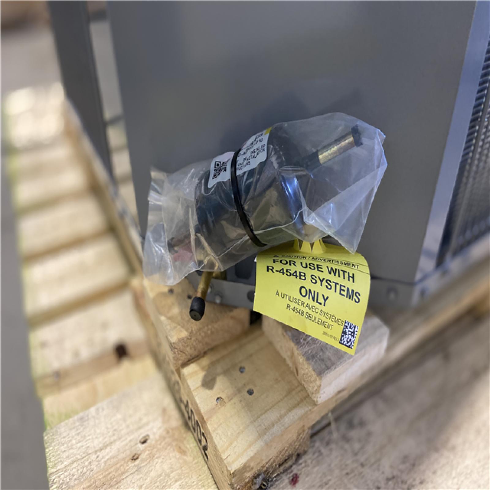 DALLAS LOCATION - Smartcomfort® By Carrier 2.0 Ton 14.3 Seer2 Condensing Unit