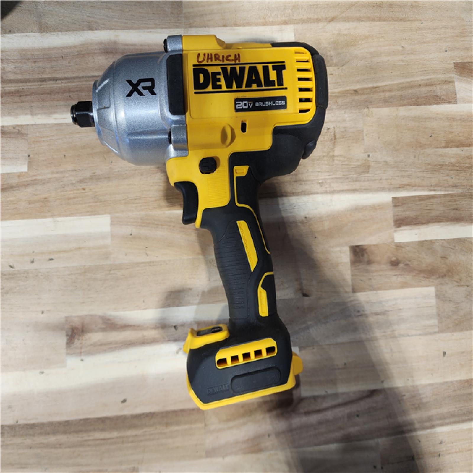 HOUSTON LOCATION - AS-IS DEWALT 20V MAX* XR 1/2 High Torque Impact Wrench W/ BATTERY & CHARGER