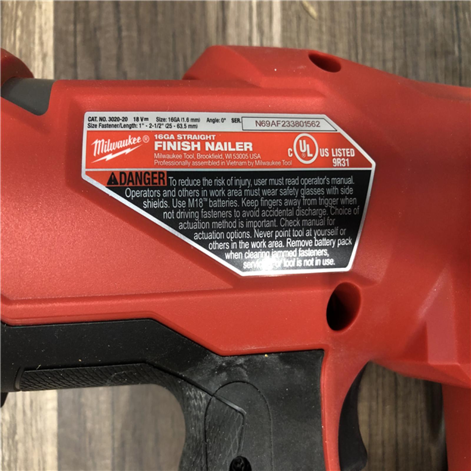 AS-IS Milwaukee FUEL 18-Volt Lithium-Ion Brushless Cordless Gen ll 16-Gauge Straight Finish Nailer (Tool Only)