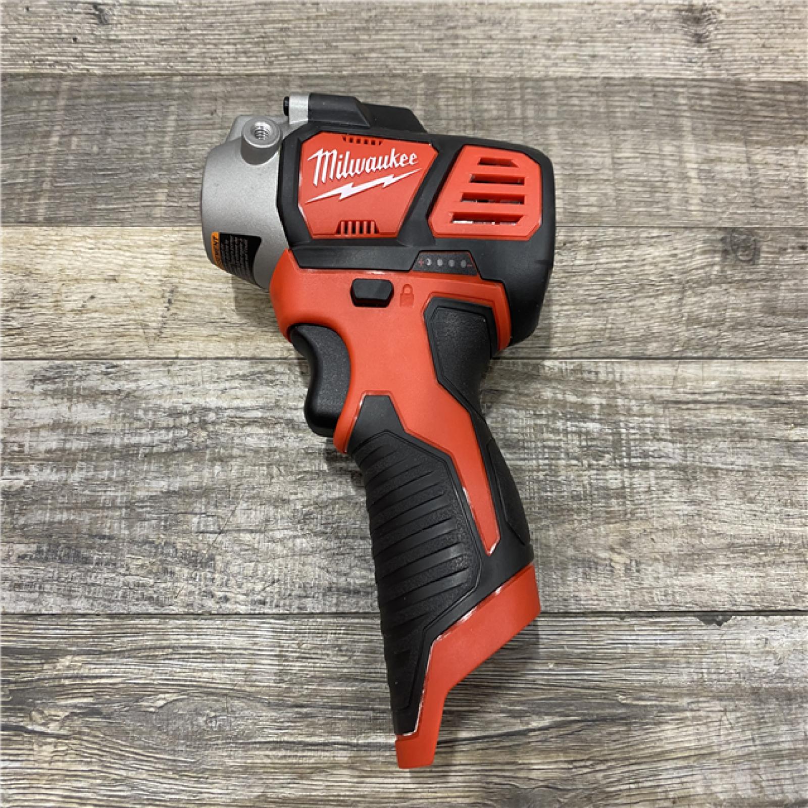 AS-IS Milwaukee 12V Lithium-Ion Cordless Variable Speed Polisher/Sander Kit