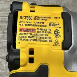 AS-IS DEWALT ATOMIC 20V MAX Lithium-Ion Cordless 1/4 in. Brushless Impact Driver Kit