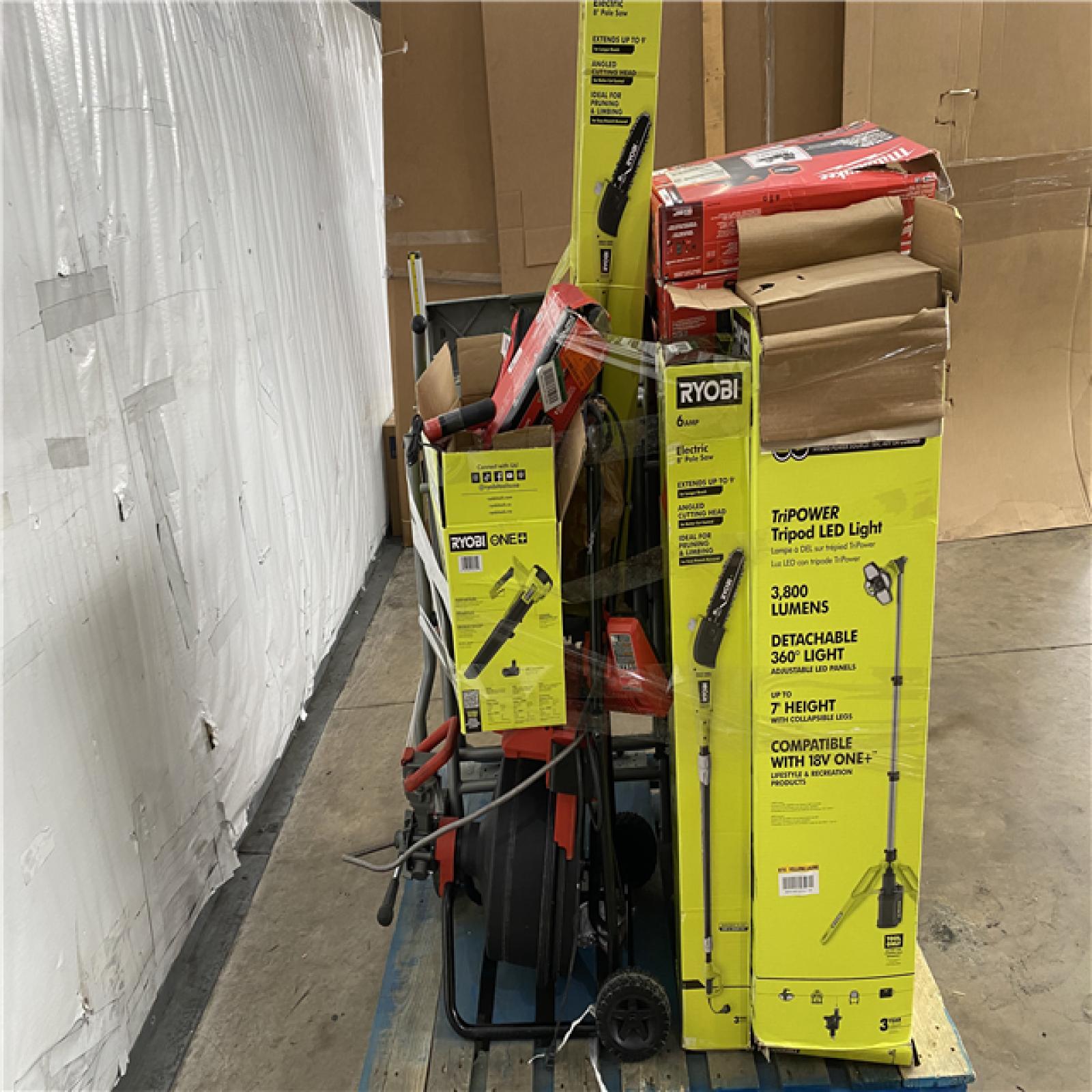 Houston Location AS IS - Tool Pallet