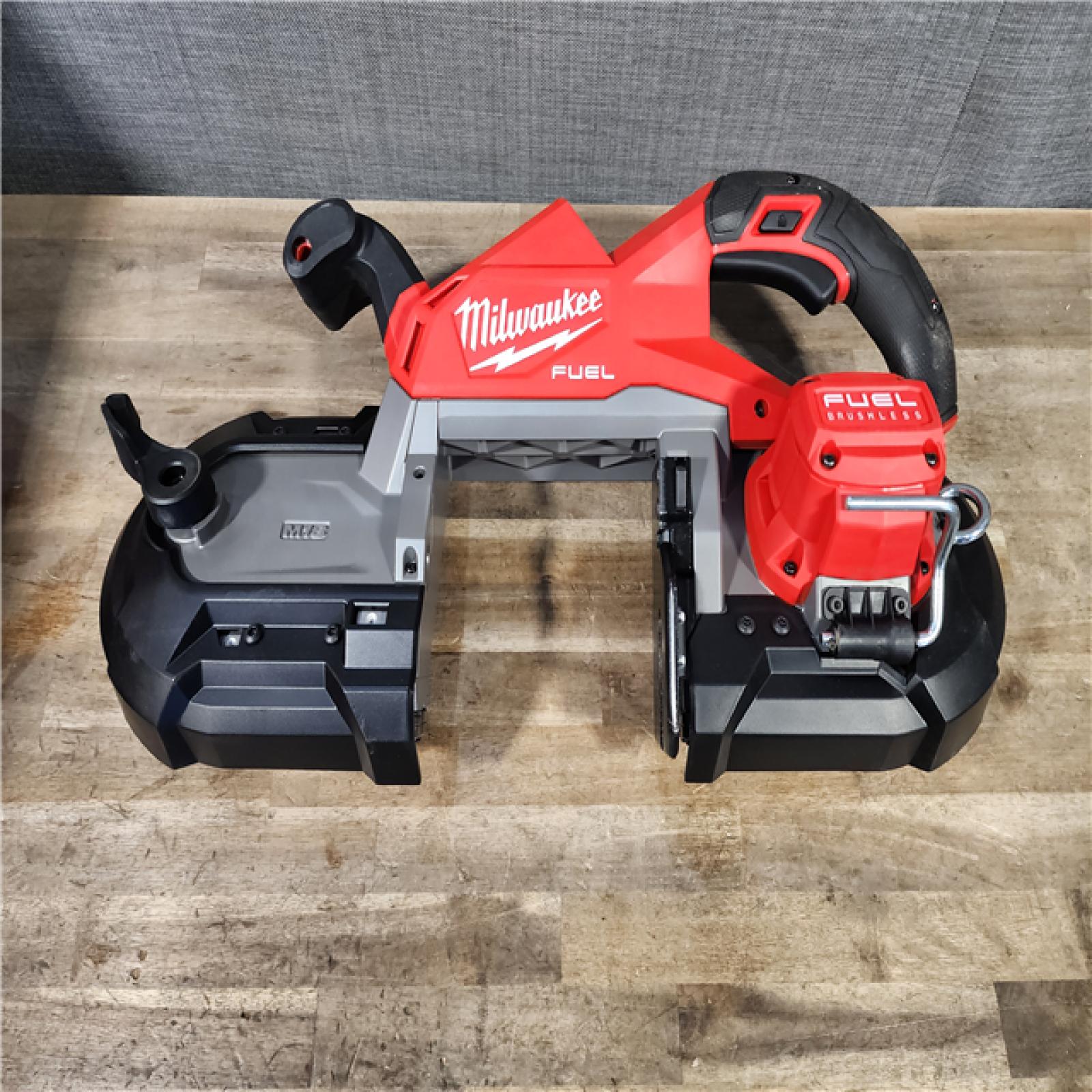 HOUSTON LOCATION - AS-IS Milwaukee M18 FUEL Cordless Brushless Deep Cut Band Saw (Tool-Only)
